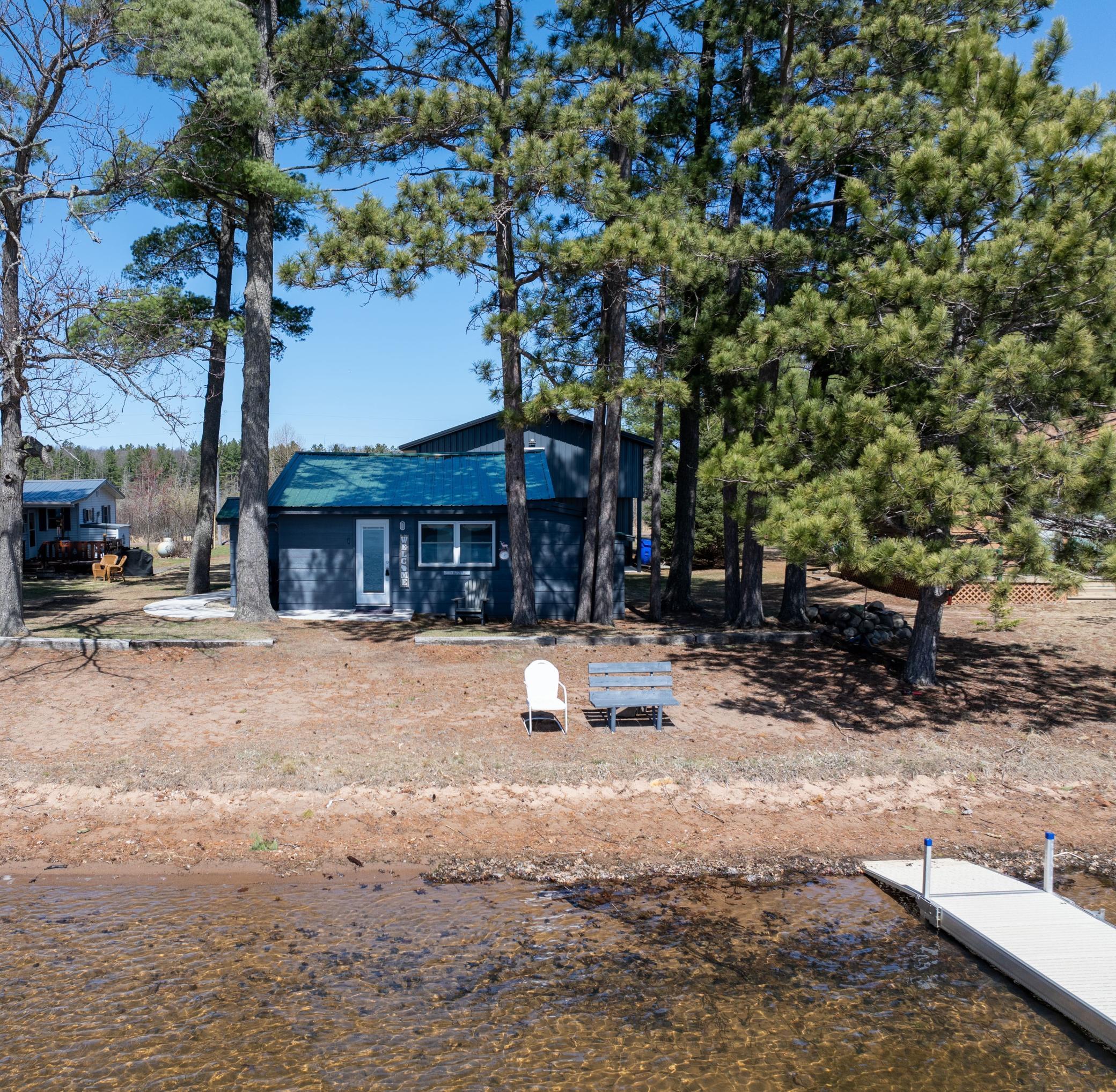 2097 Sunnyside Road Property Photo 1