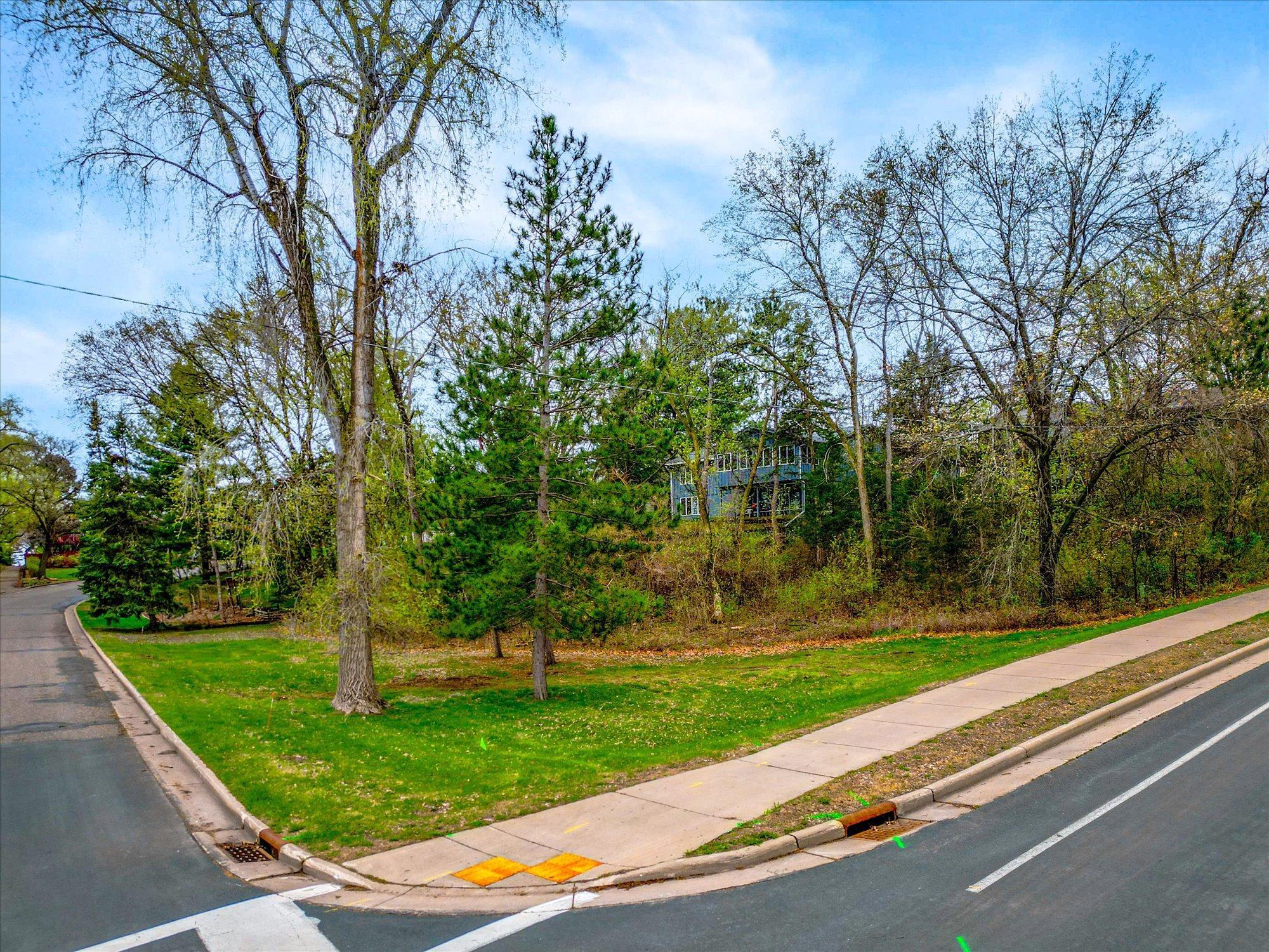 231 13th Street Property Photo 4