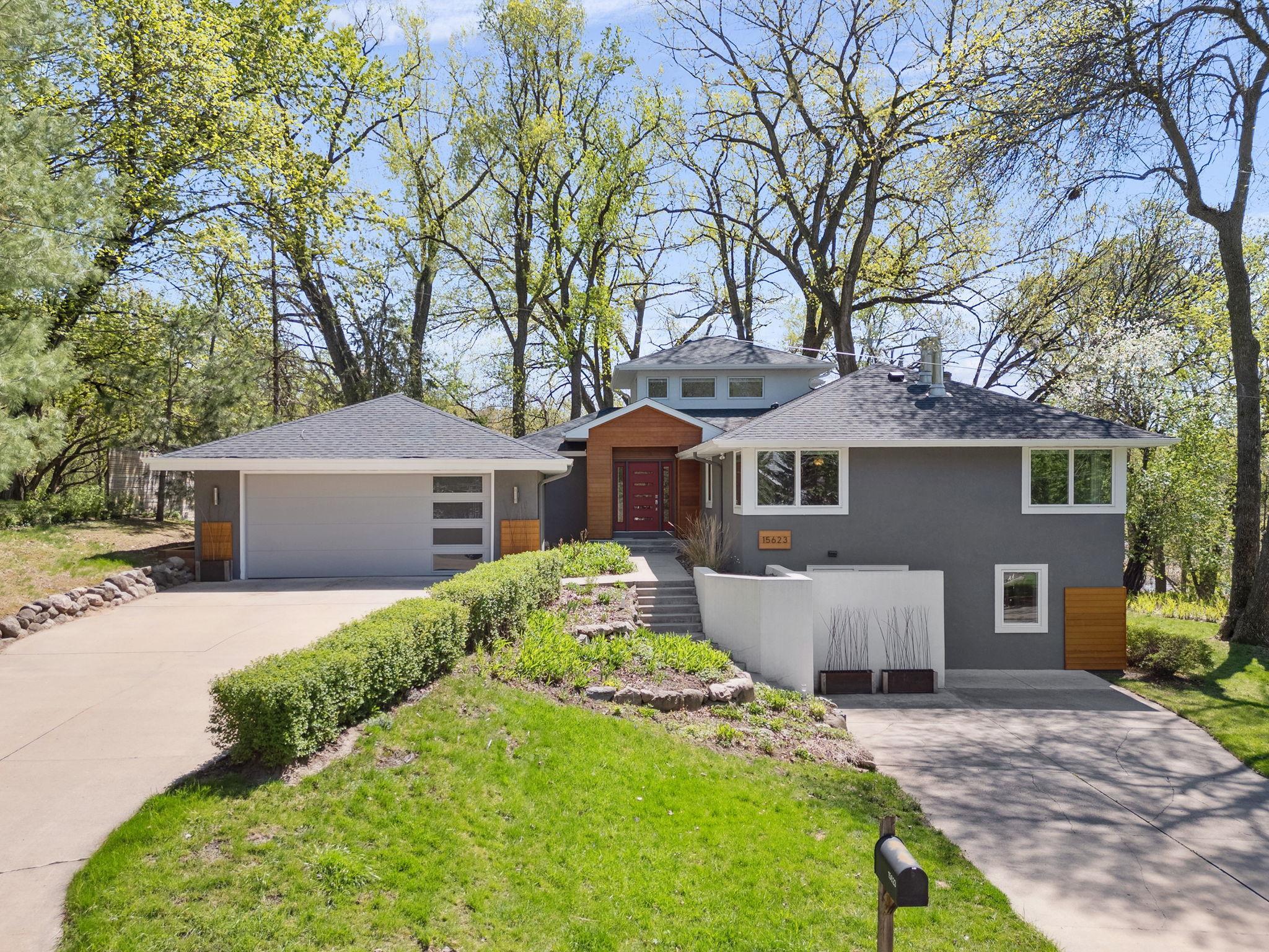 15623 Randall Lane Property Photo