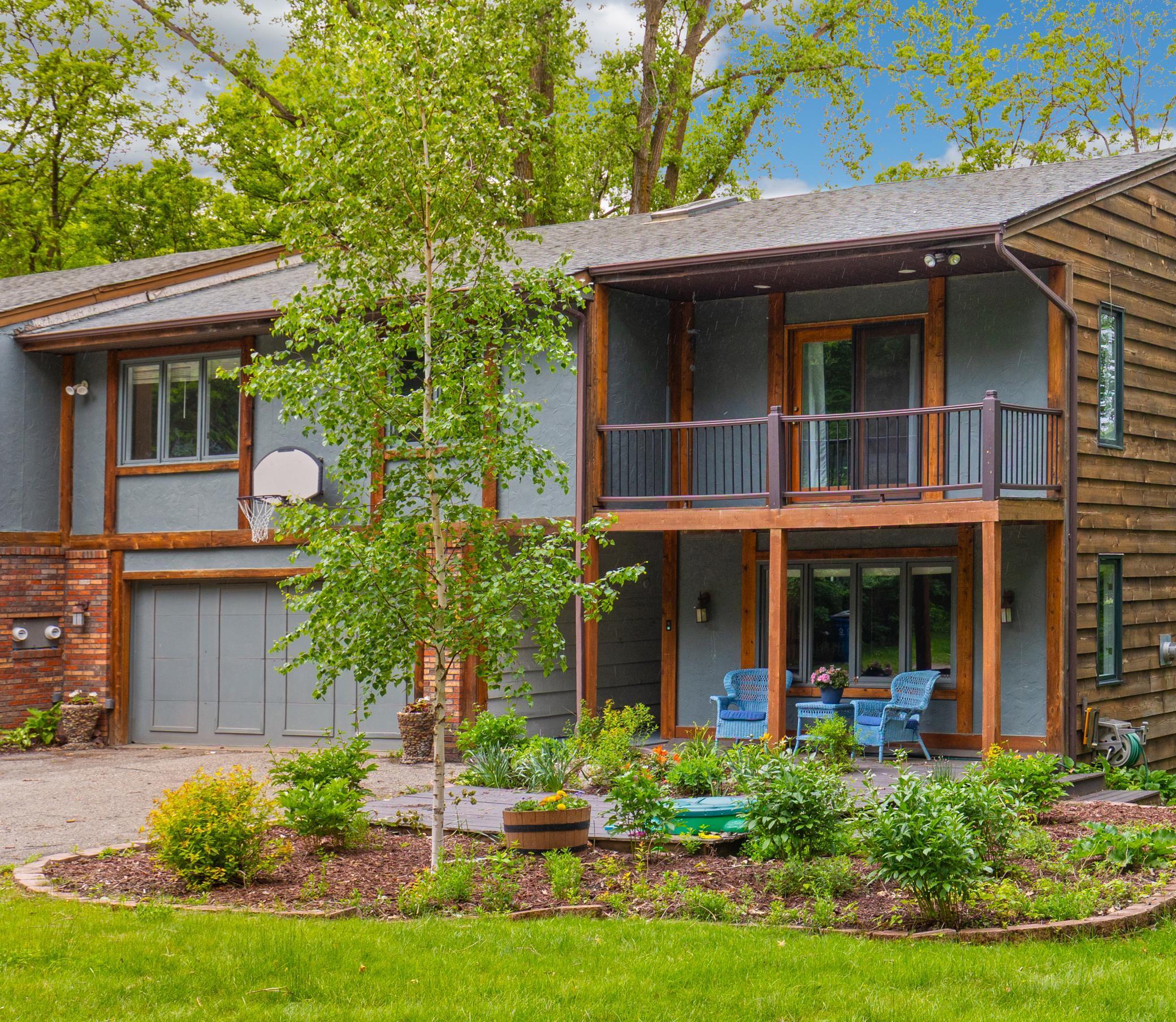 6140 Chaska Road Property Photo 1