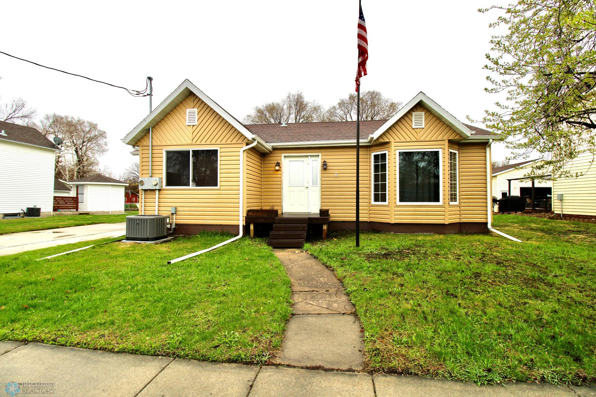 308 E Thorpe Avenue Property Photo 1