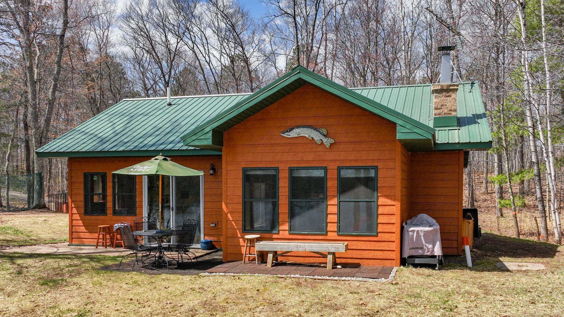 7540 Spider Lake Road Property Photo 1