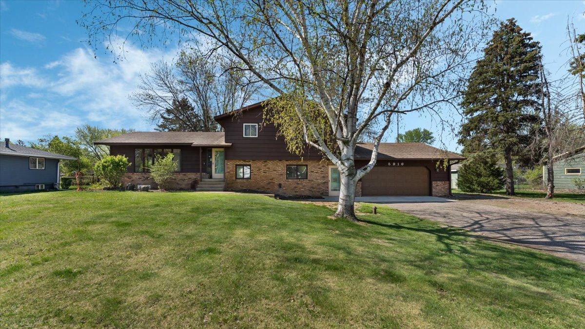 5916 18th Street Property Photo 1