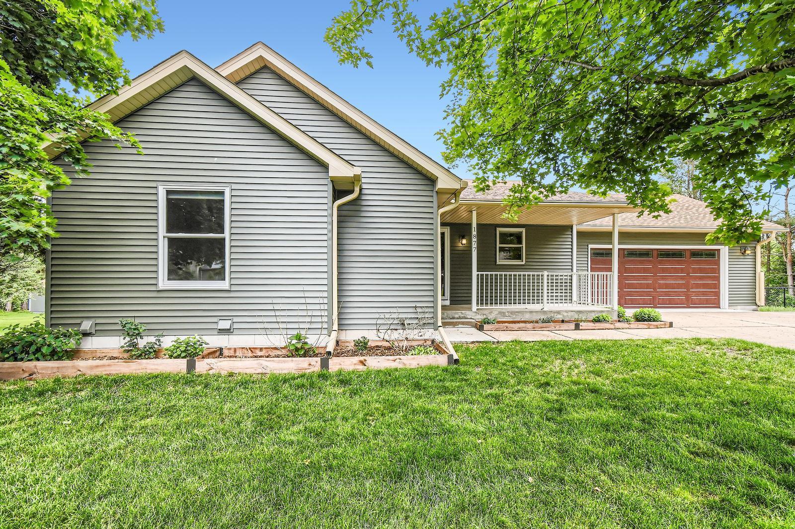 1877 Quasar Avenue Property Photo 1