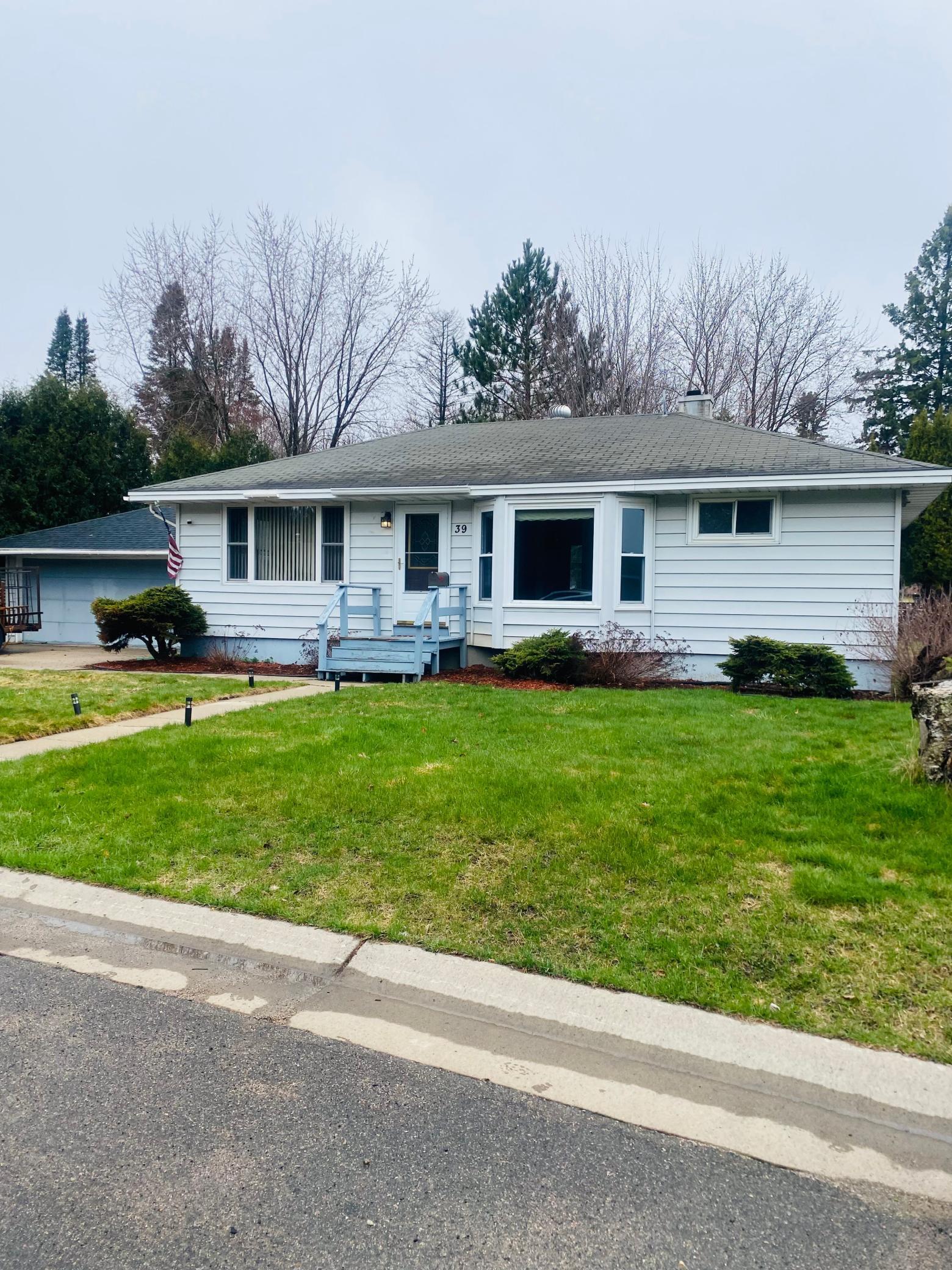 39 S Erie Street Property Photo 1