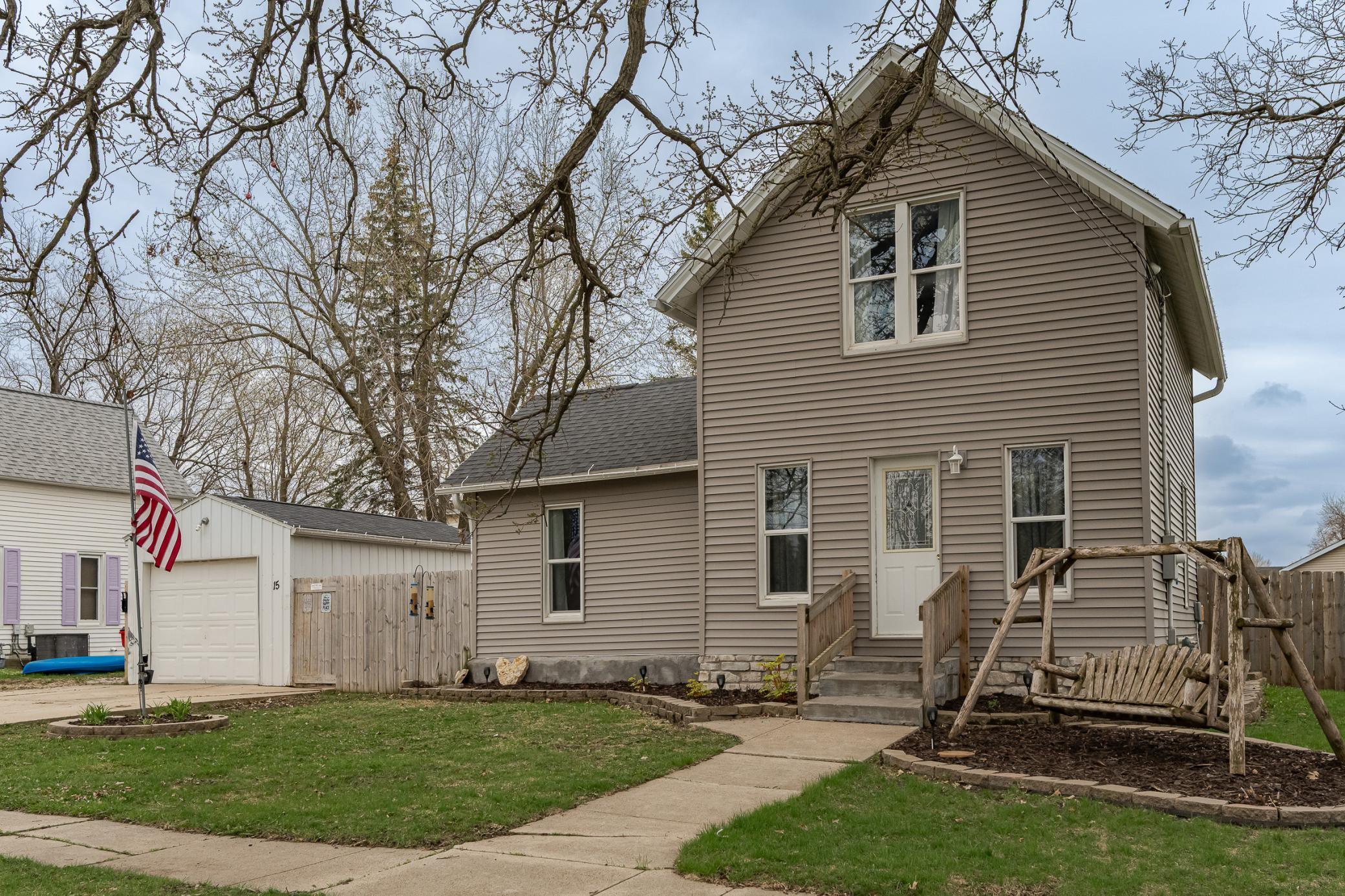 15 2nd Street Property Photo