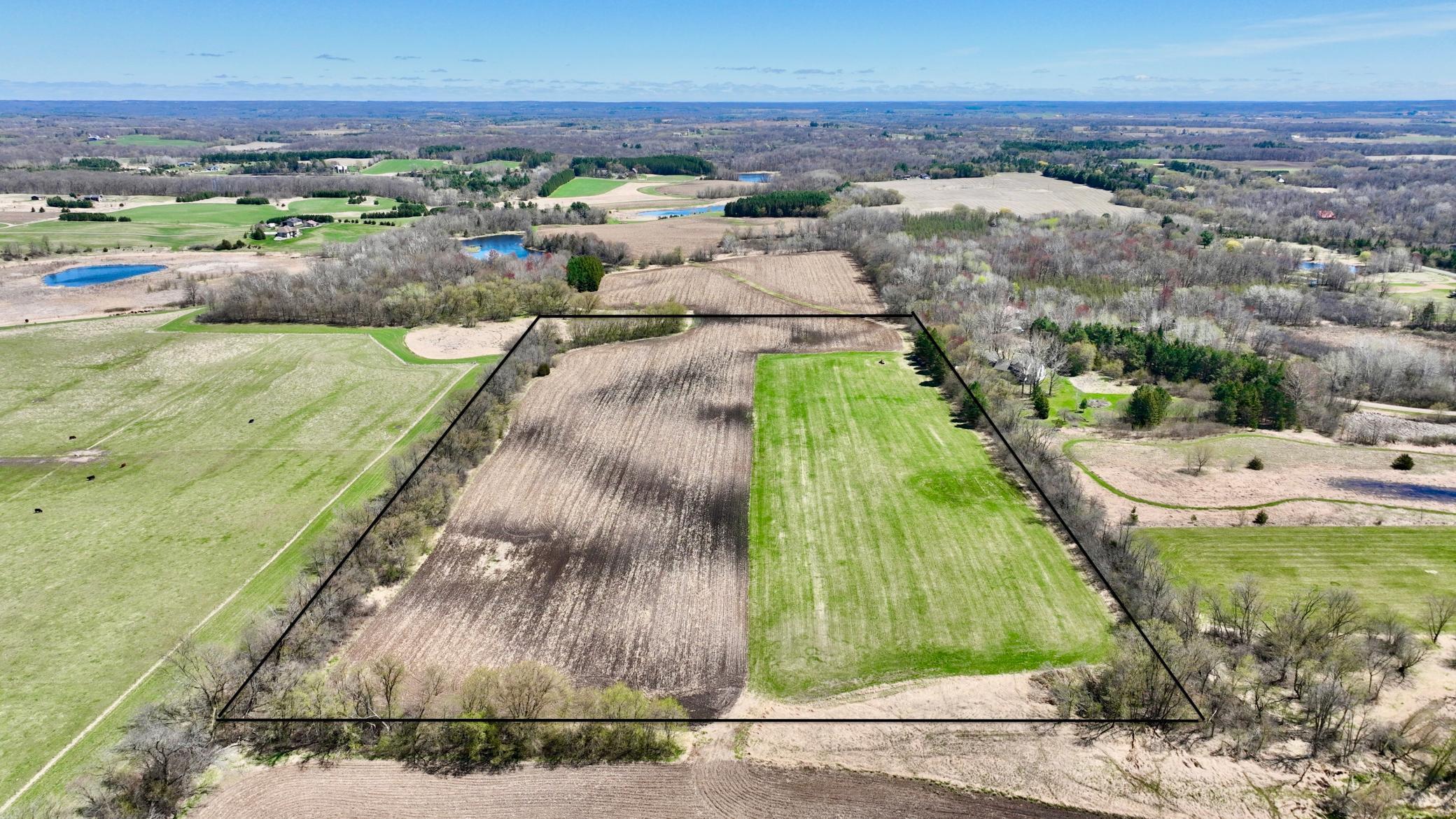 26xx1 Pheasant Run Property Photo 1