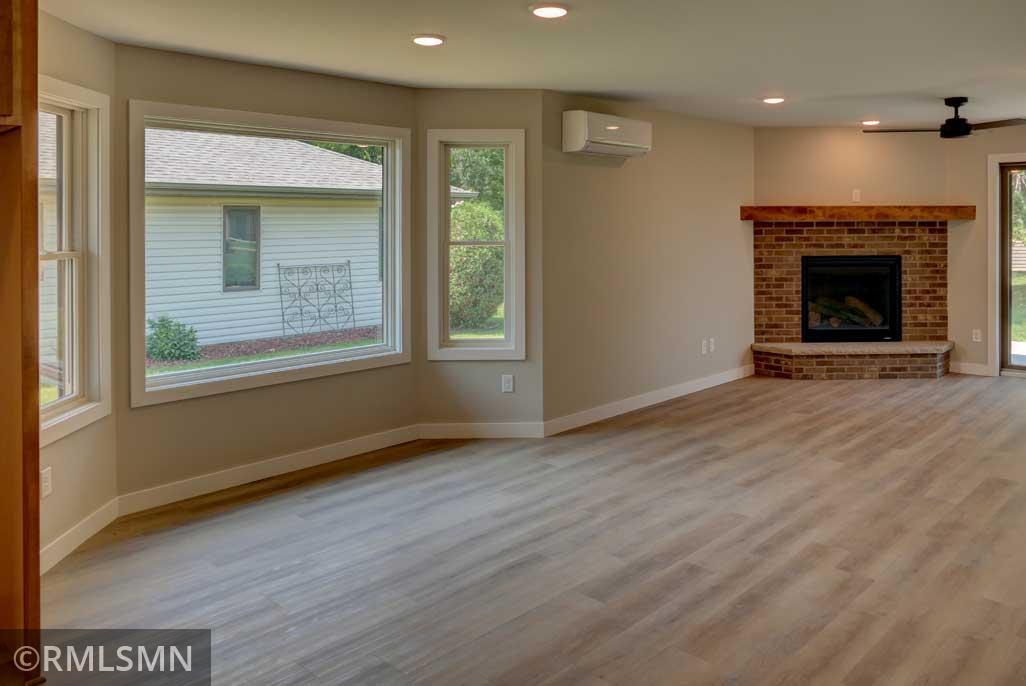622 Pondhurst Drive Property Photo 9
