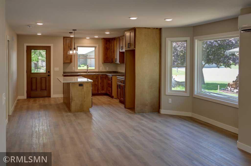 622 Pondhurst Drive Property Photo 10