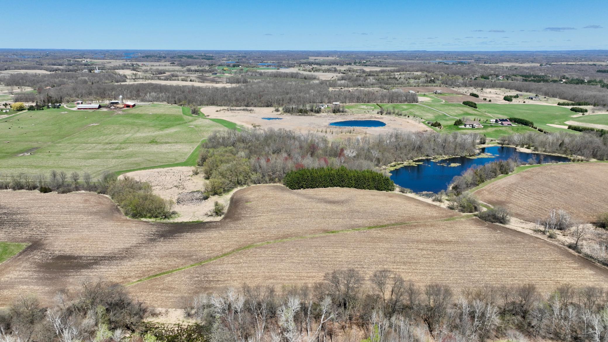 26xx2 Pheasant Run Property Photo 1