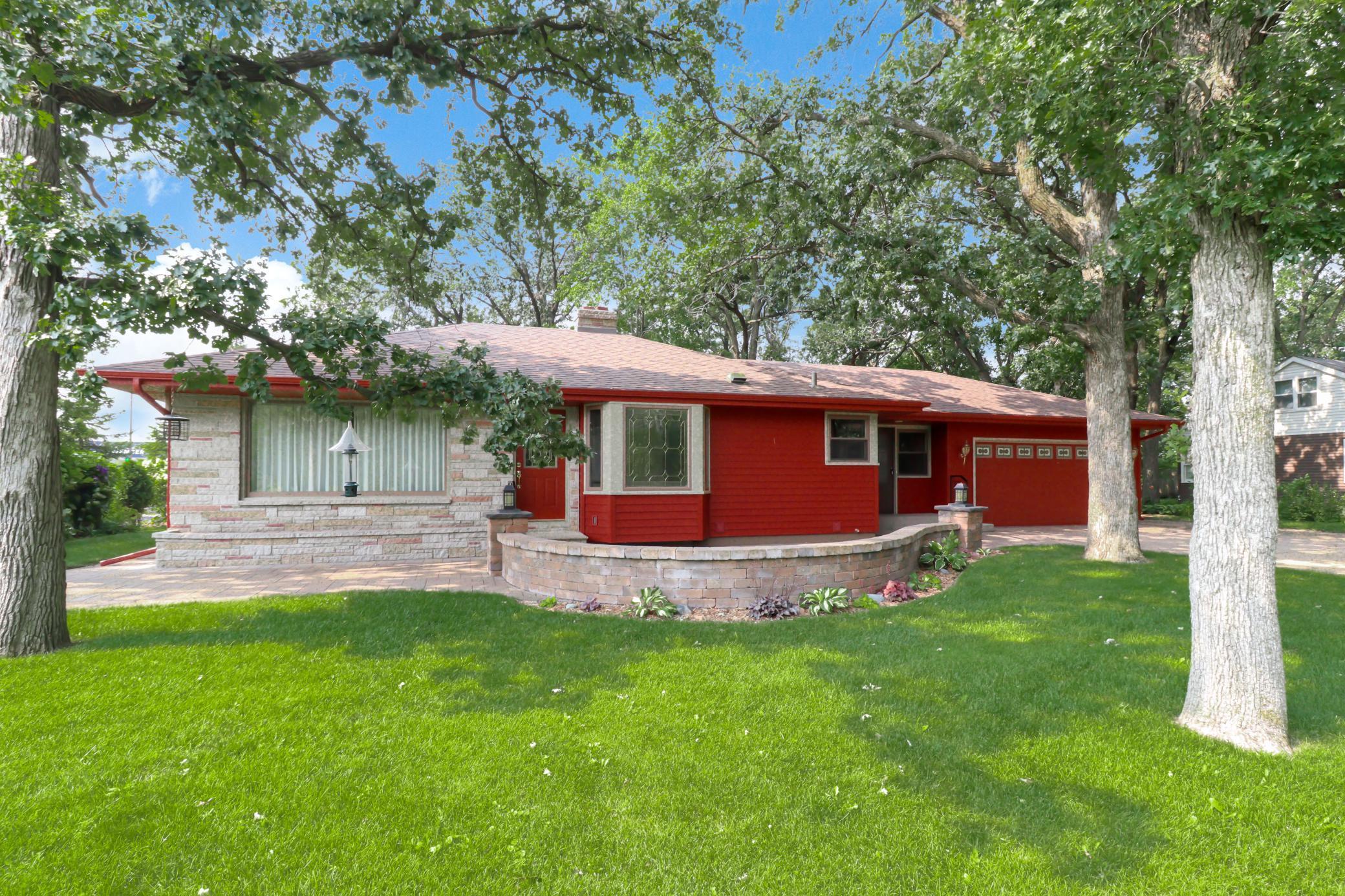 32827 River Oaks Lane Property Photo