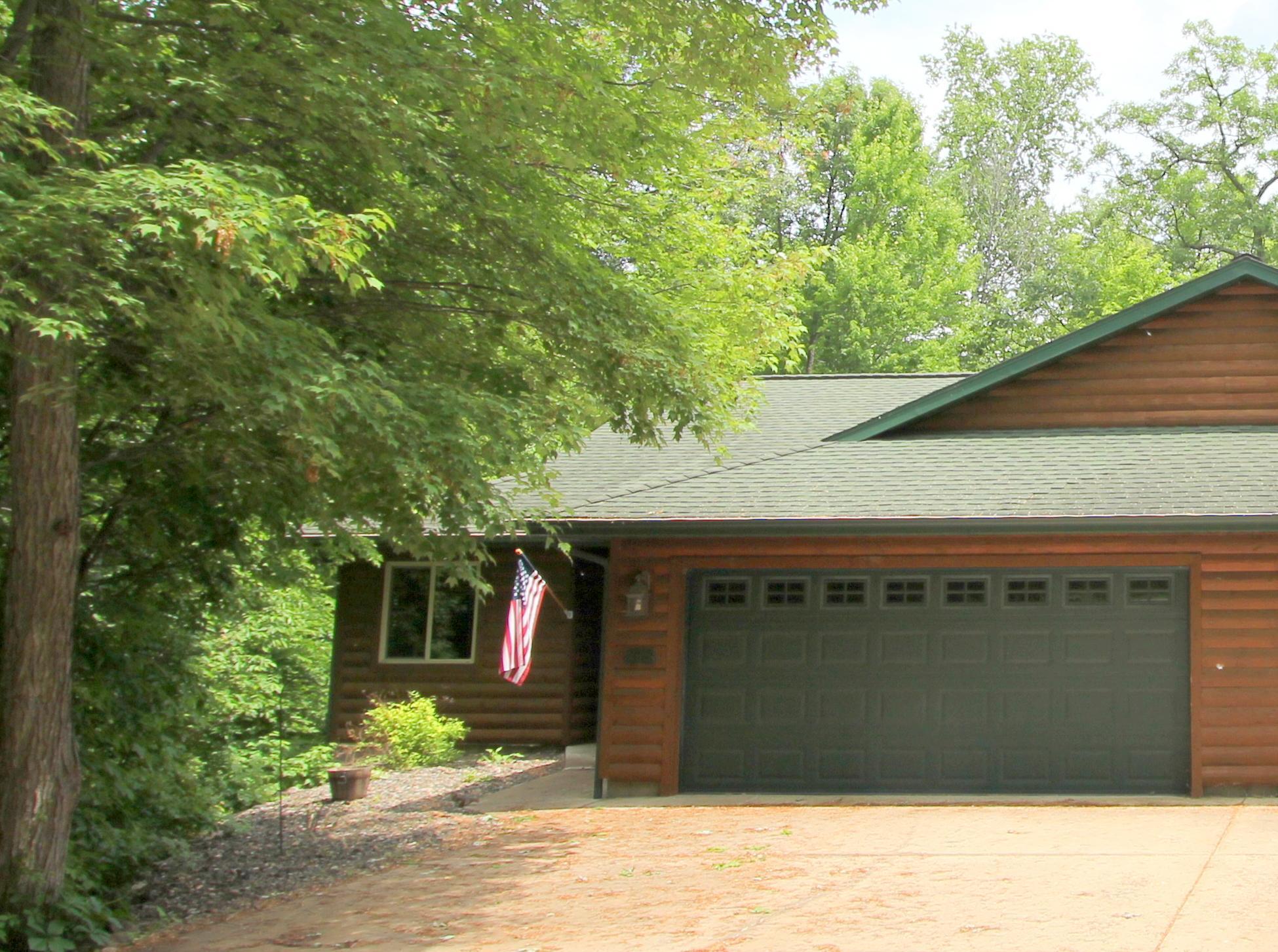 30128 Osceola Circle Property Photo 1