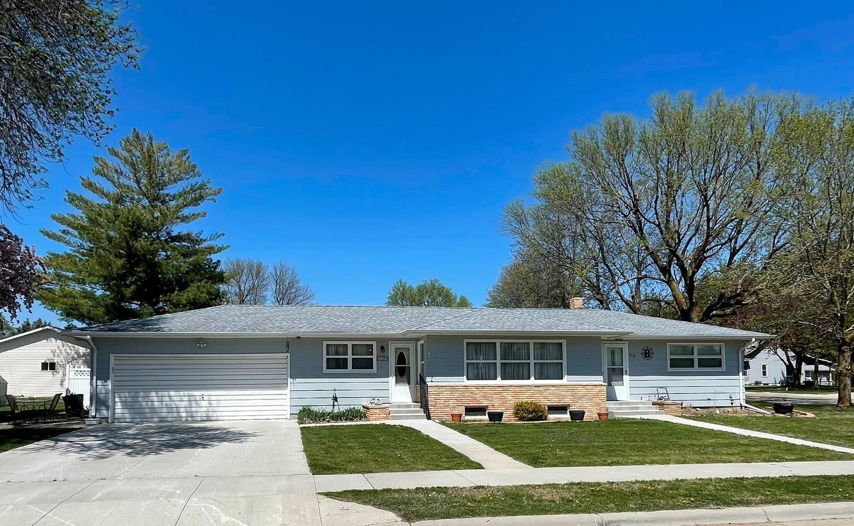 112 Walnut Street Property Photo 1