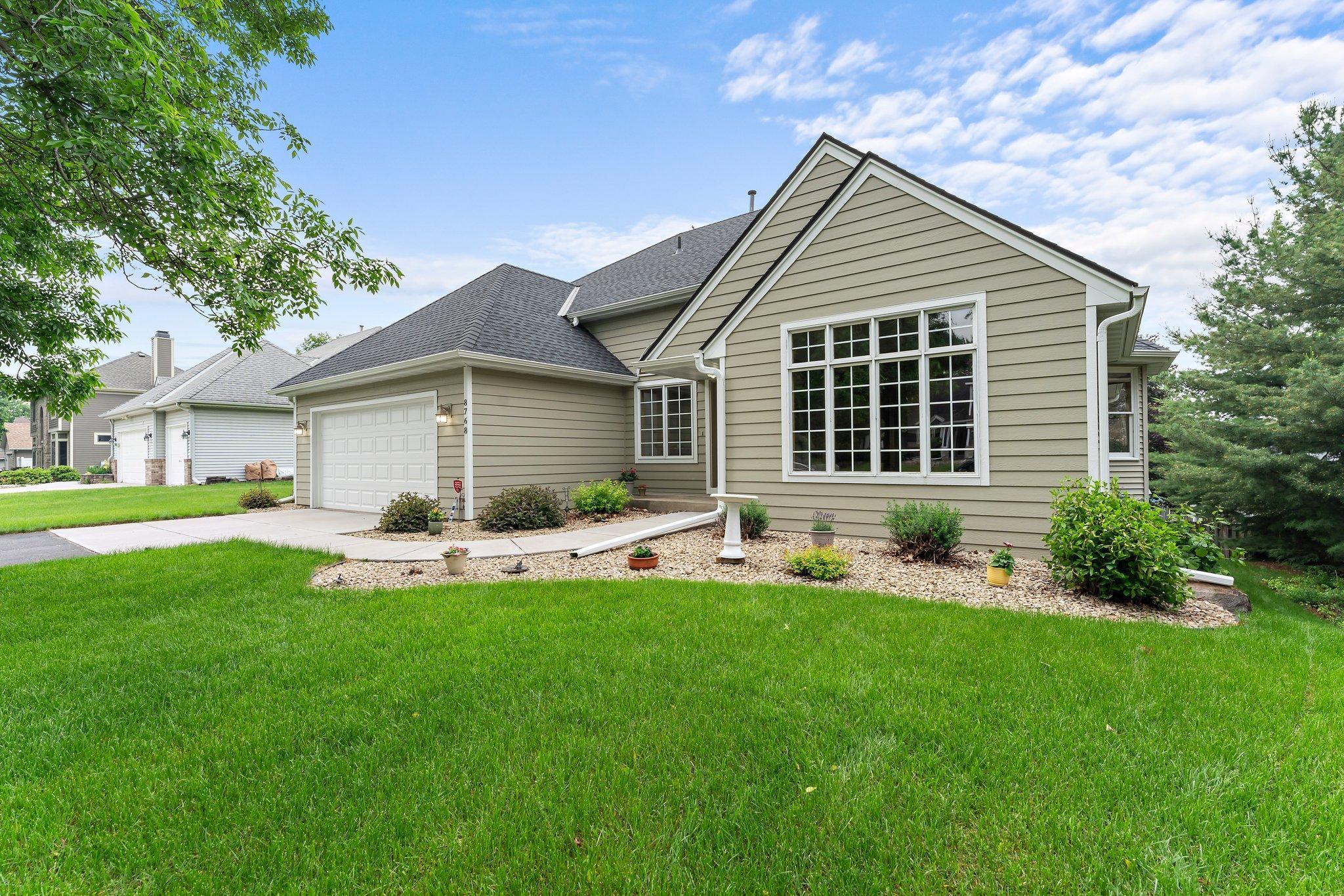 8768 Pheasant Run Road Property Photo 1