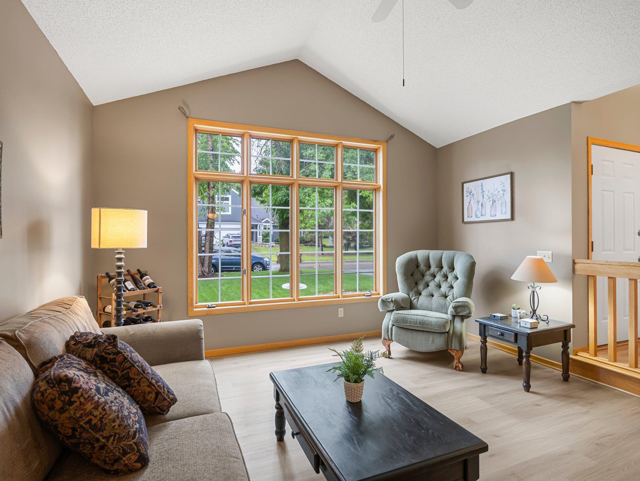 8768 Pheasant Run Road Property Photo 4