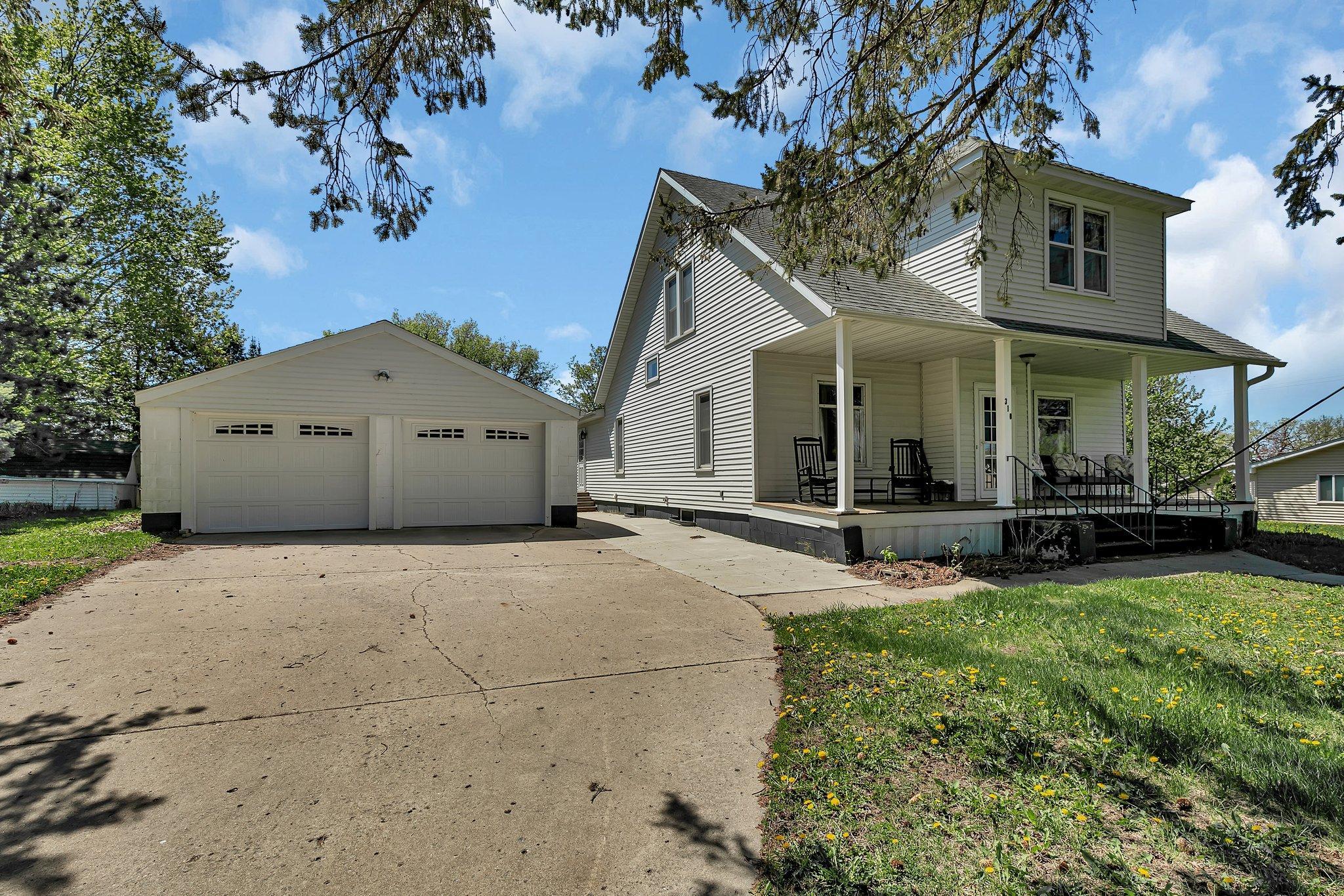 310 Hazel Avenue Property Photo 1