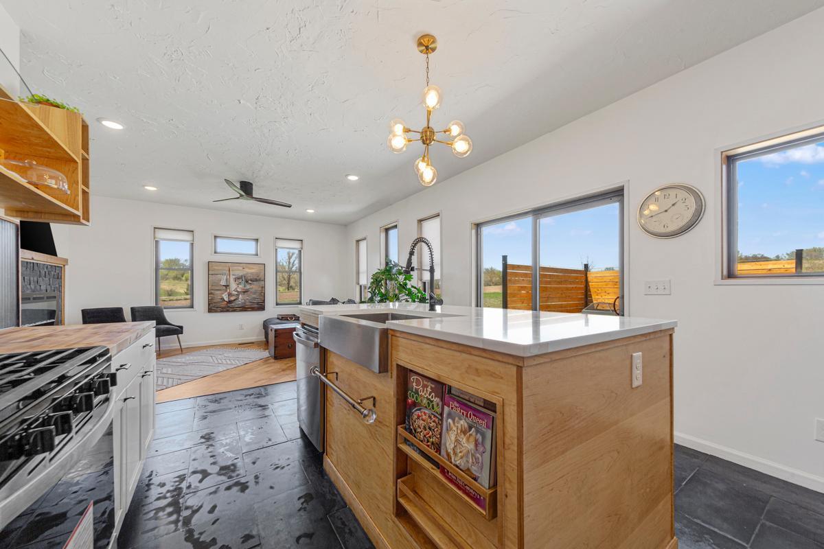 20355 Cedar Lake Trail Property Photo 4