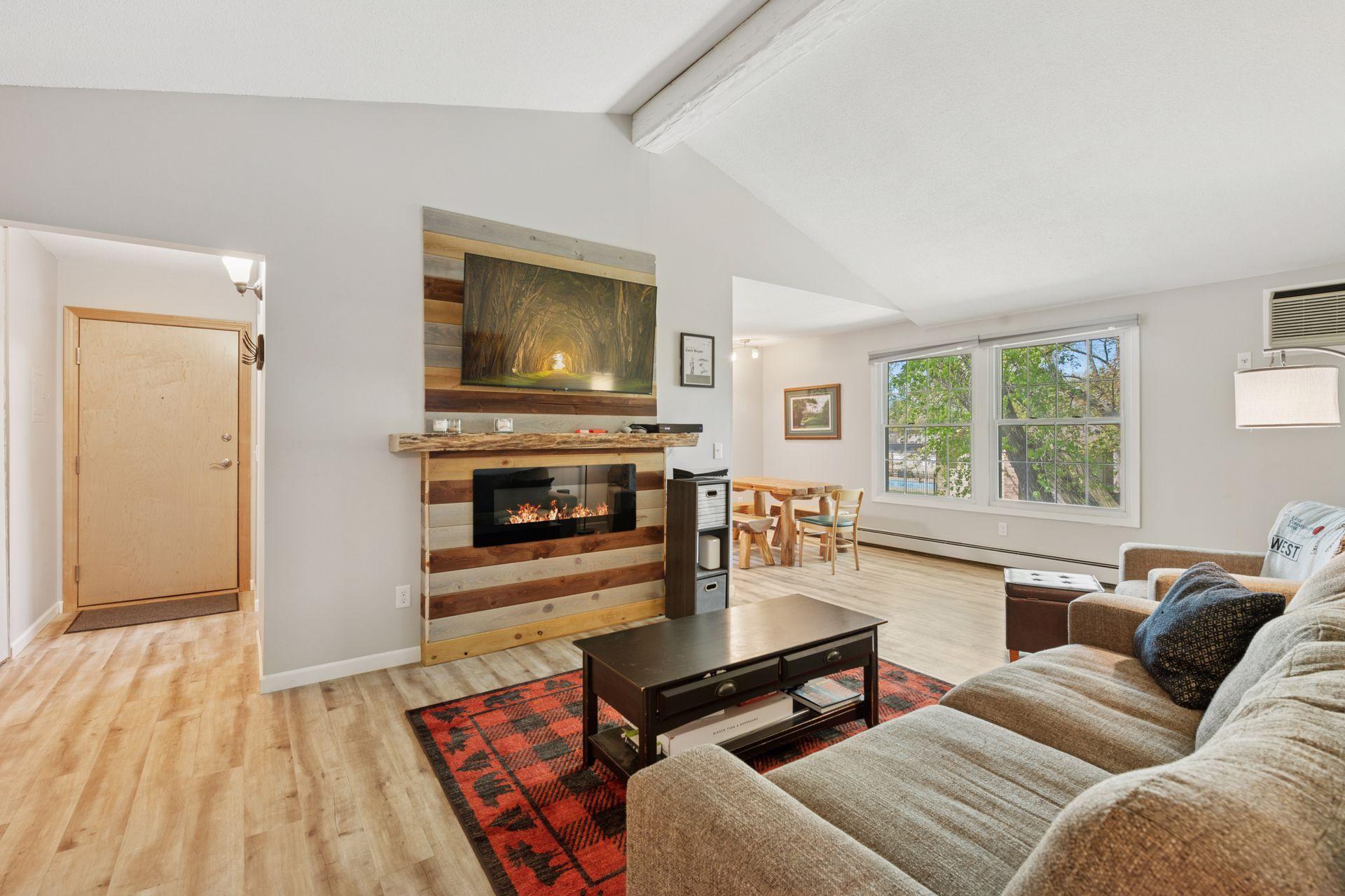 4430 Cedar Lake Road 6 Property Photo 1