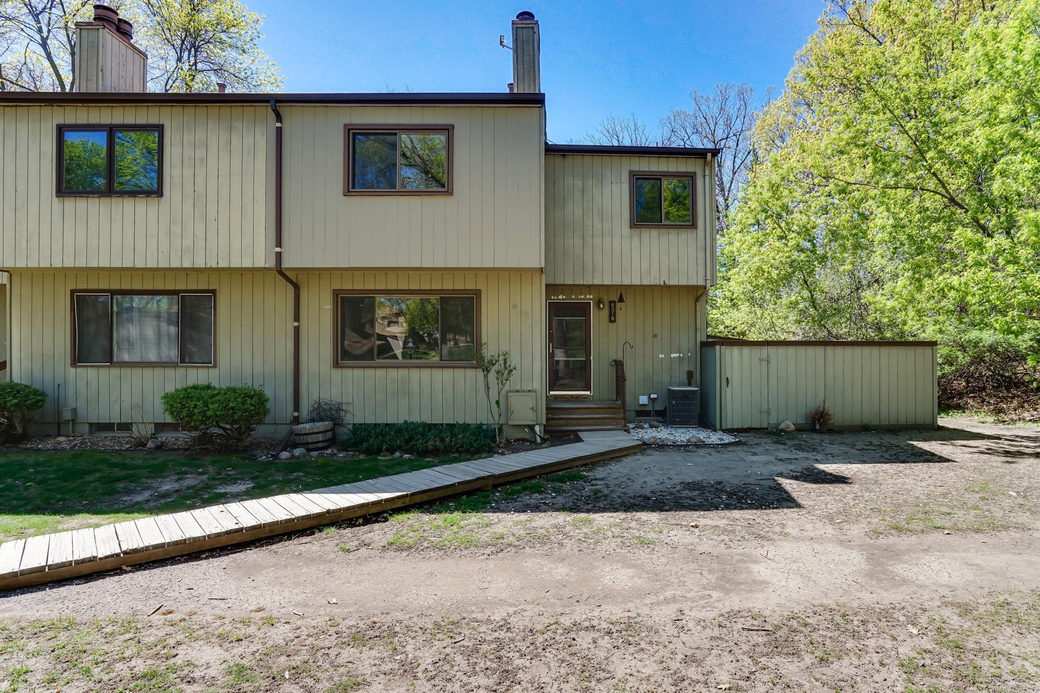 6316 Saint Johns Drive Property Photo 1
