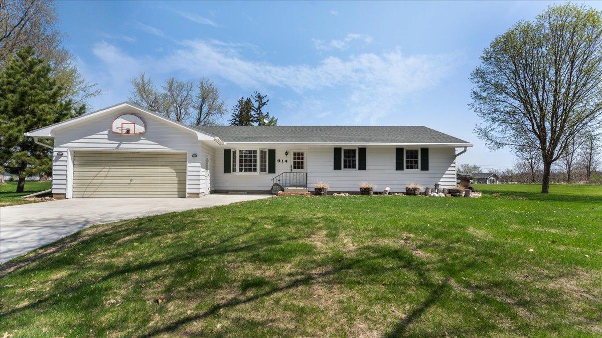 914 Woodland Circle Property Photo