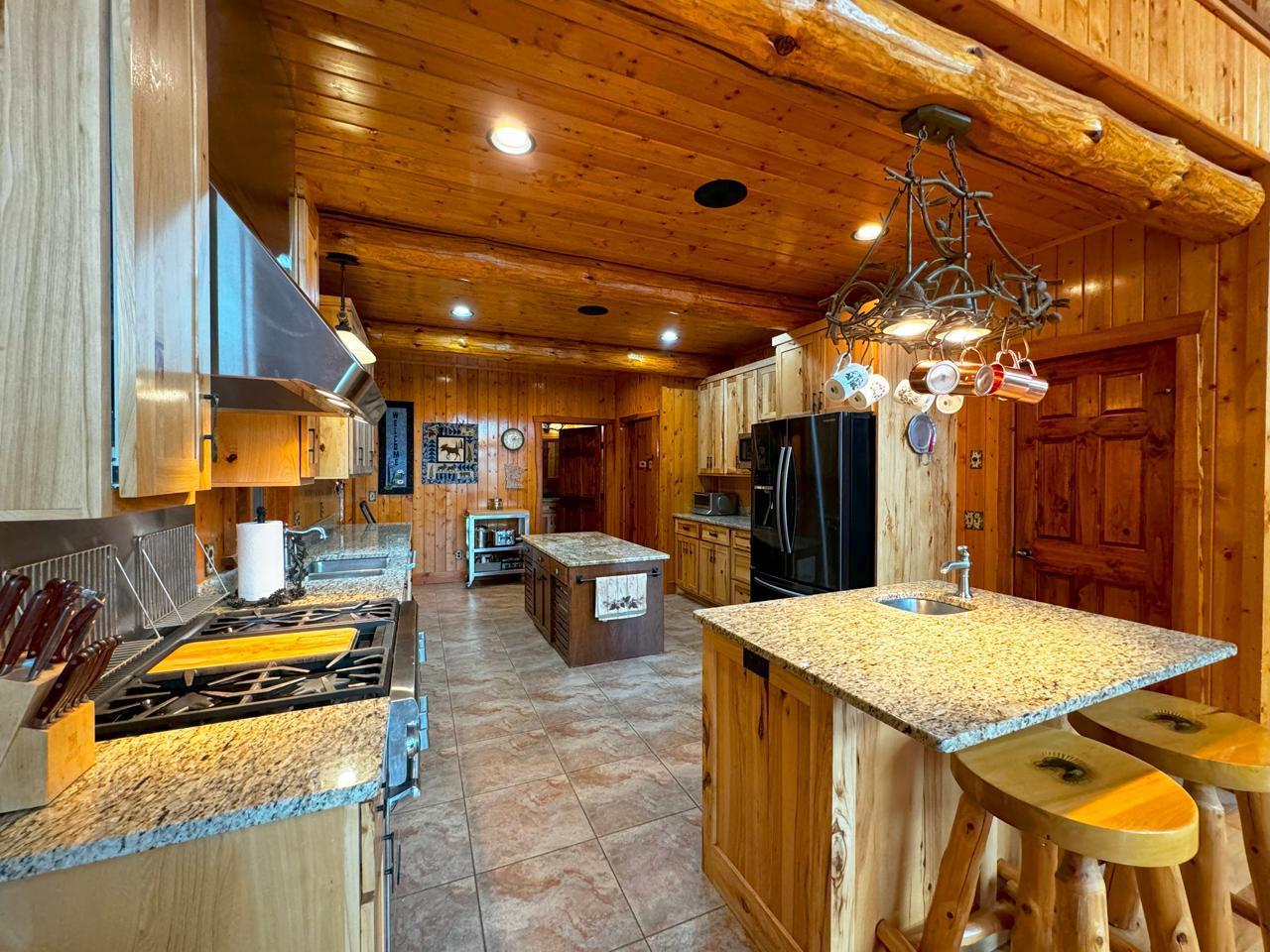 7236 Far North Road Property Photo 8
