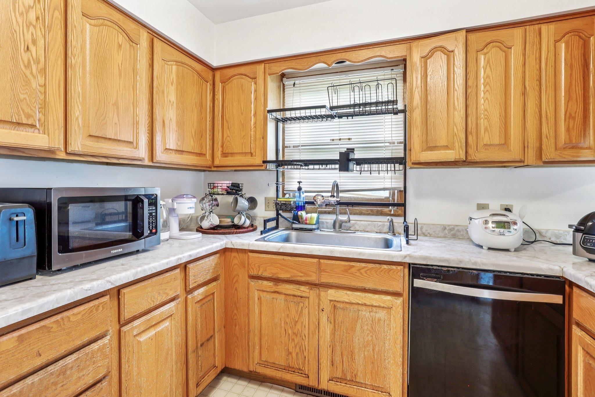 6012 Beard Avenue Property Photo 9