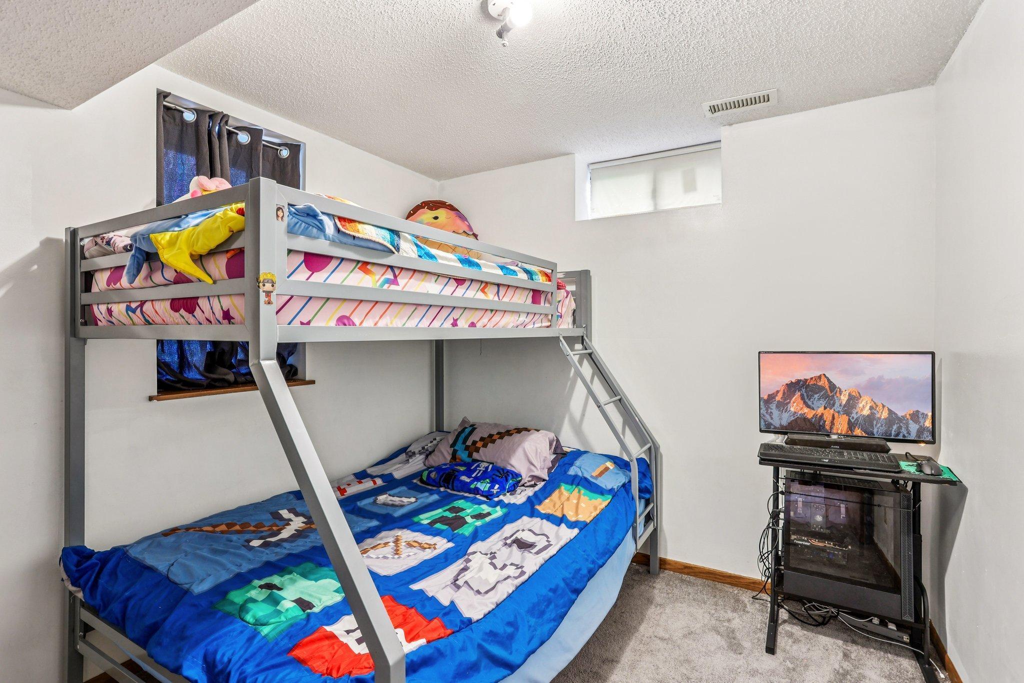 6012 Beard Avenue Property Photo 12