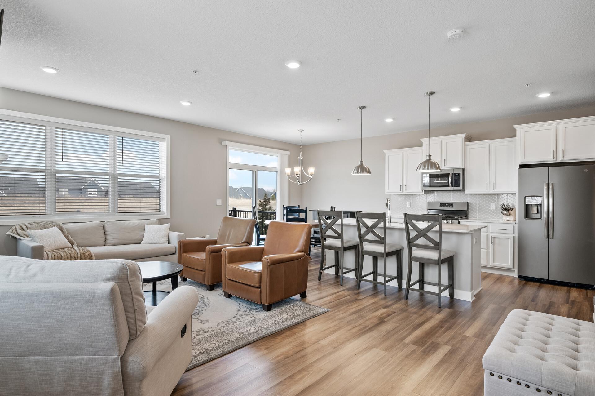 19000 72nd Place Property Photo 1