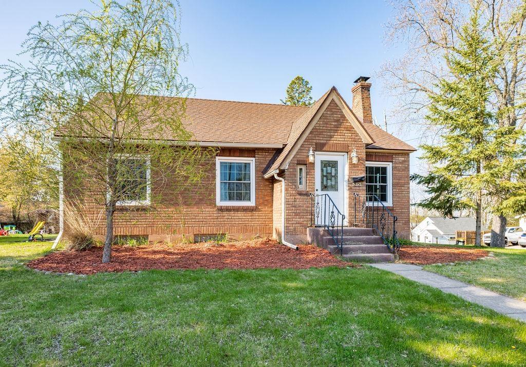 1815 Carlton Avenue Property Photo 1
