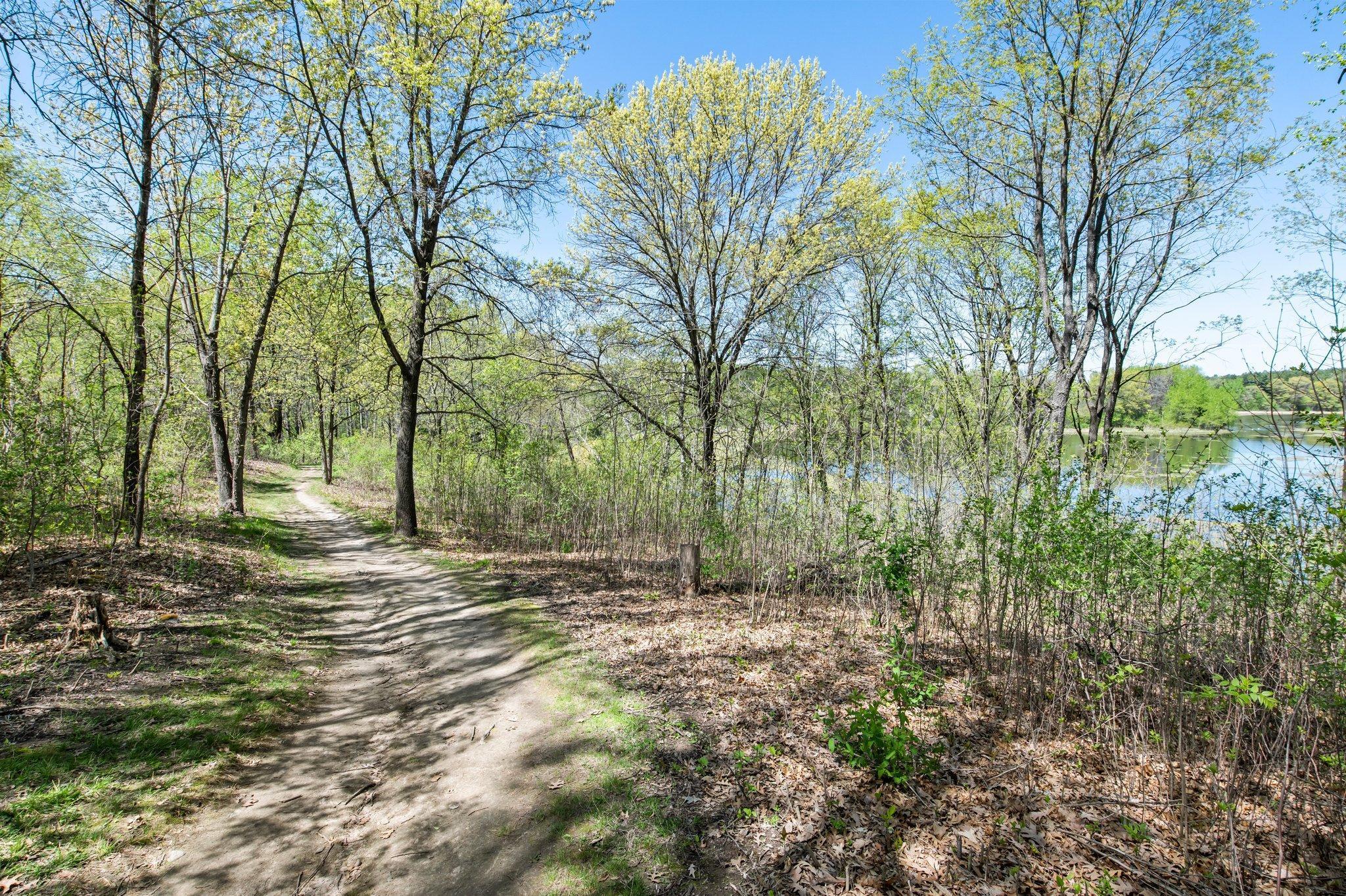 4955 Parkside Circle Property Photo 10