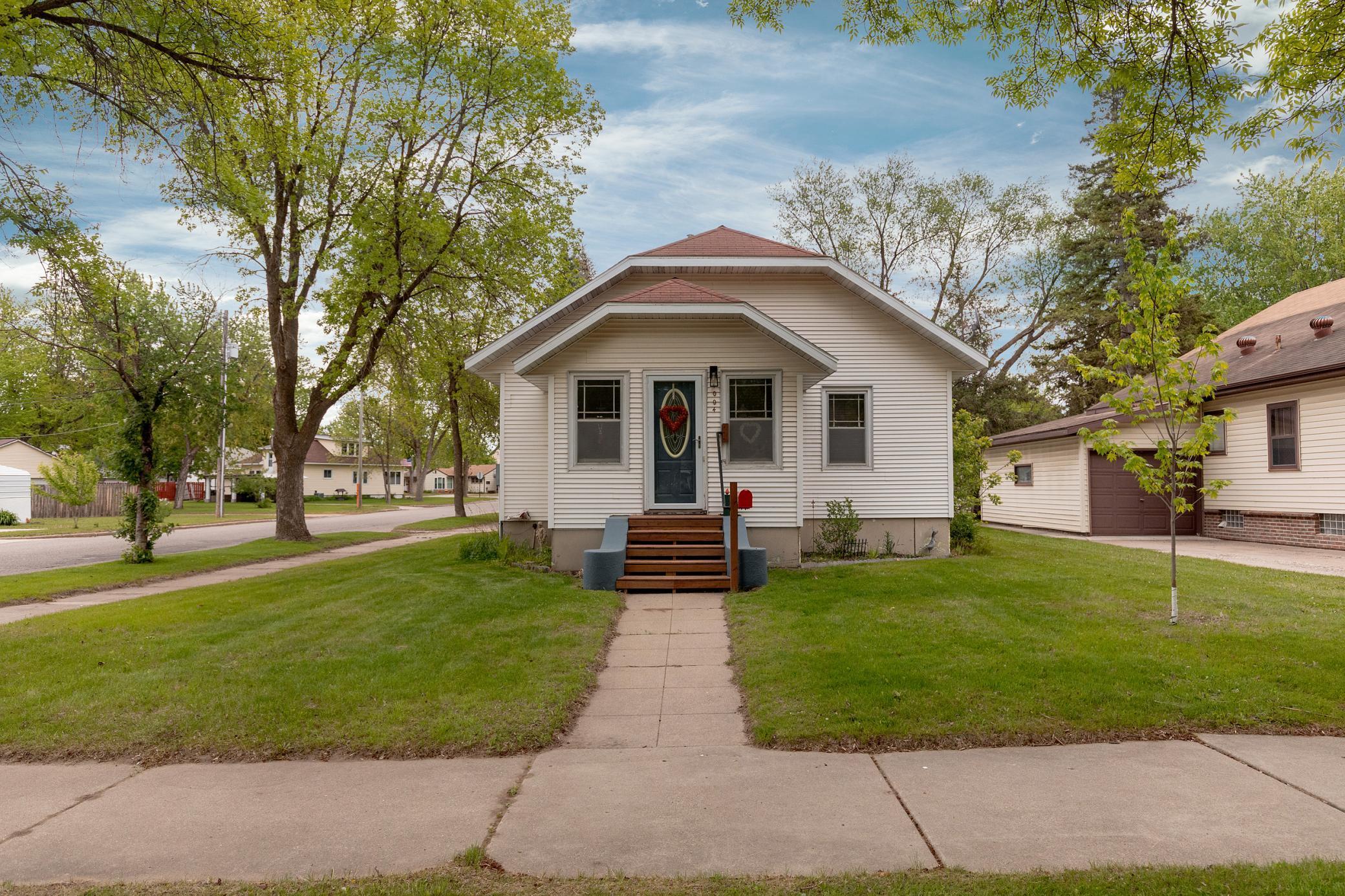 1004 2nd Street Property Photo 1