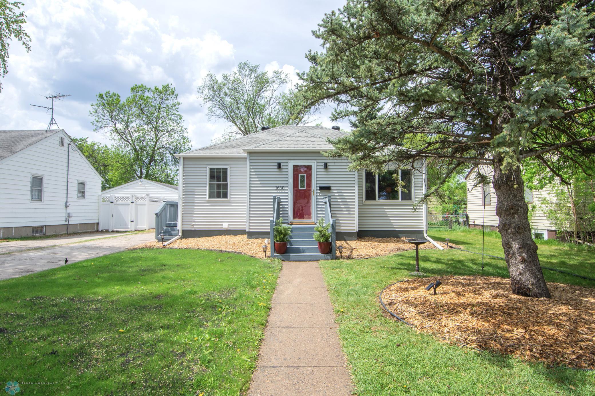 1630 Broadway Property Photo 1