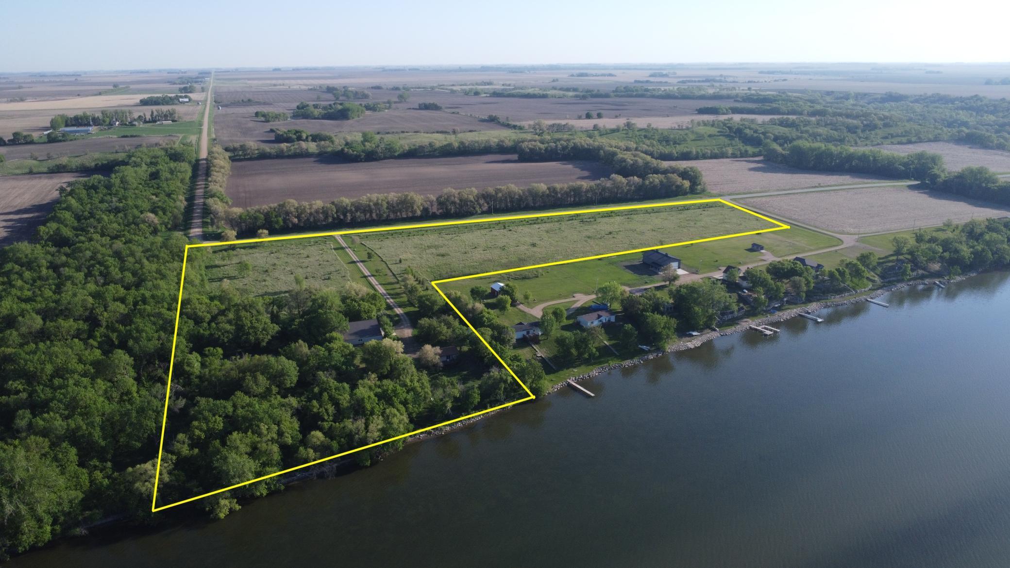 34373 State Highway 7 Property Photo 1
