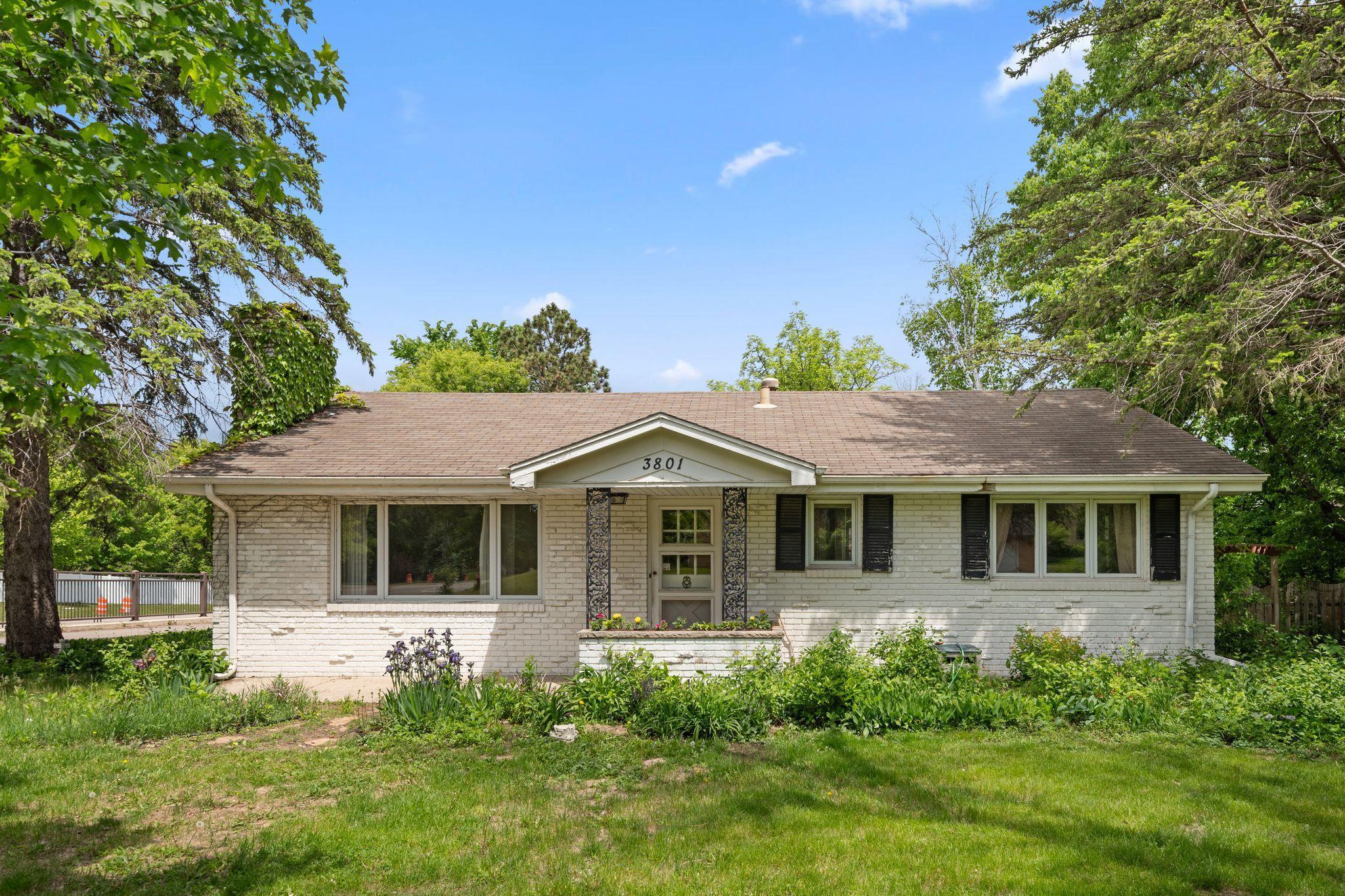 3801 Vandan Road Property Photo 1