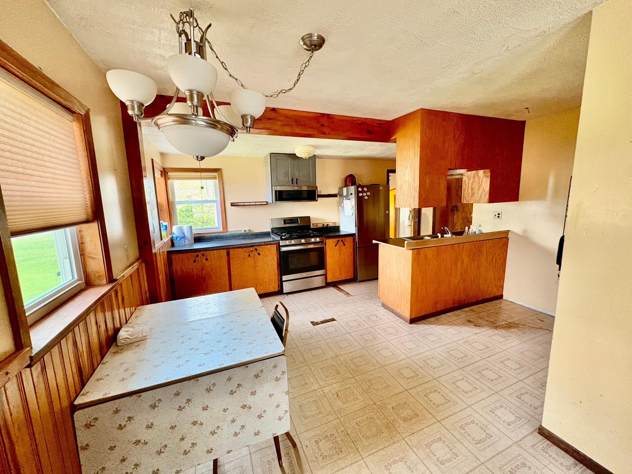 113 6th Avenue Se Property Photo 4