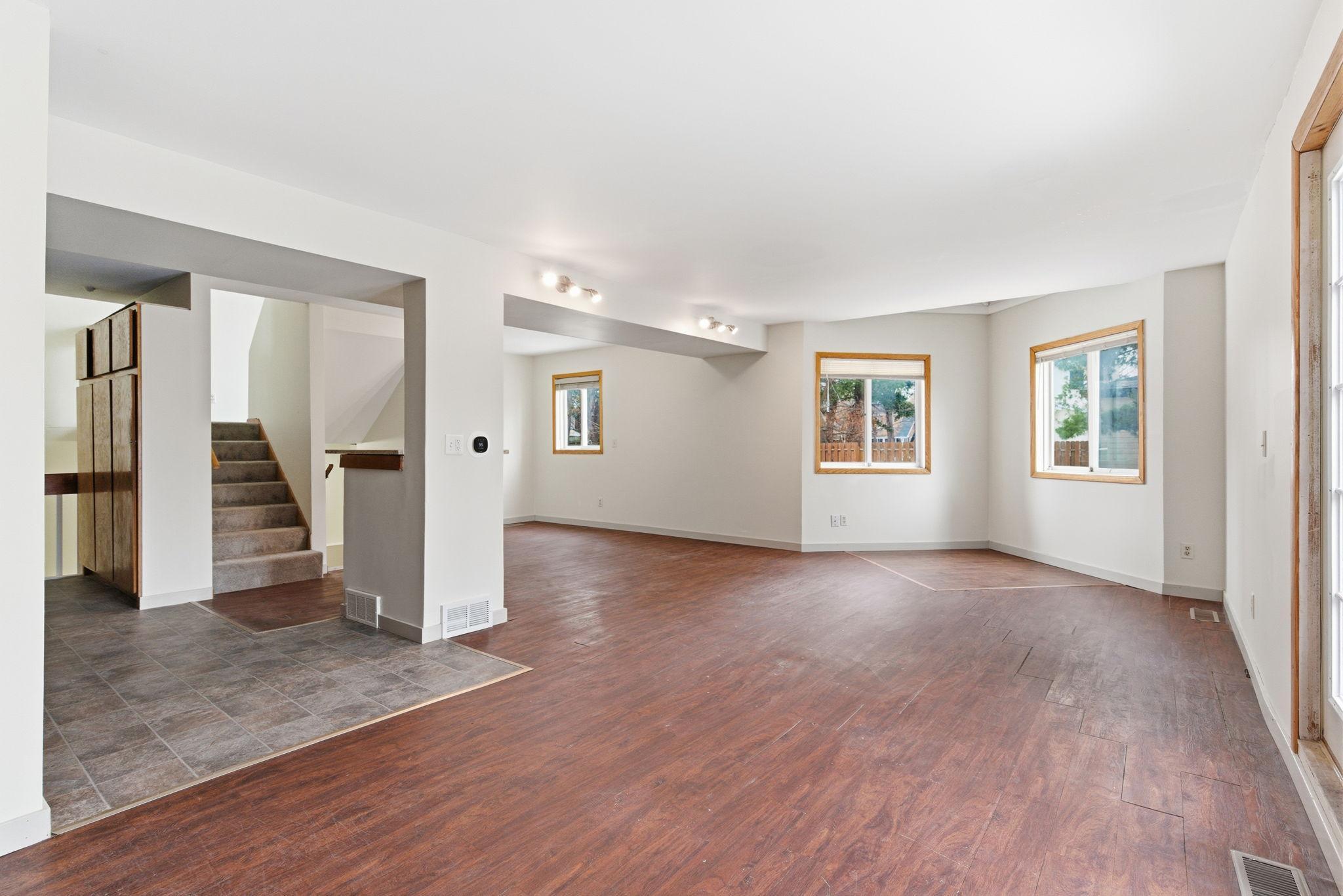 1040 13th Avenue Se Property Photo 16