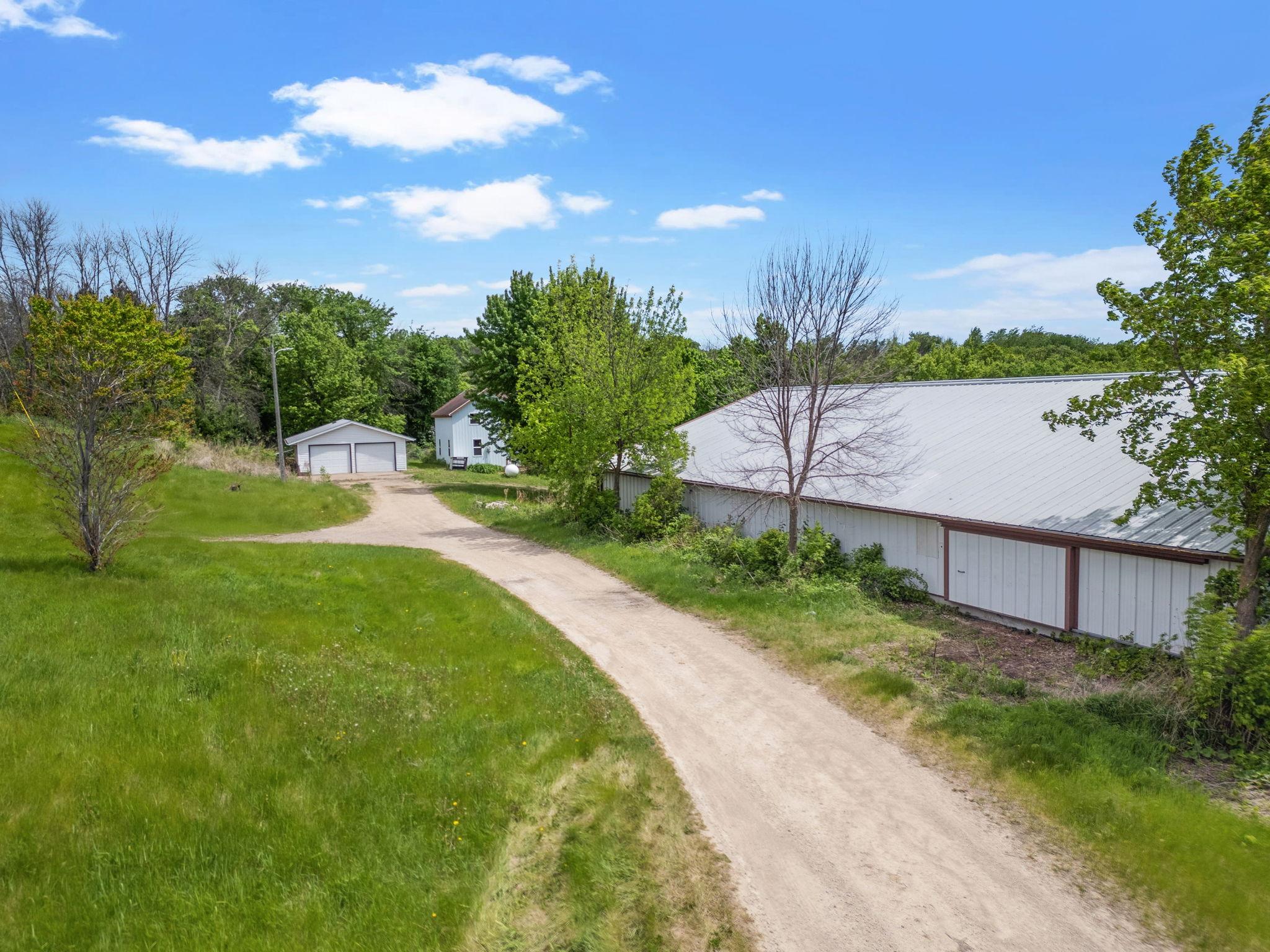 W11651 W State Road 35 Property Photo 1