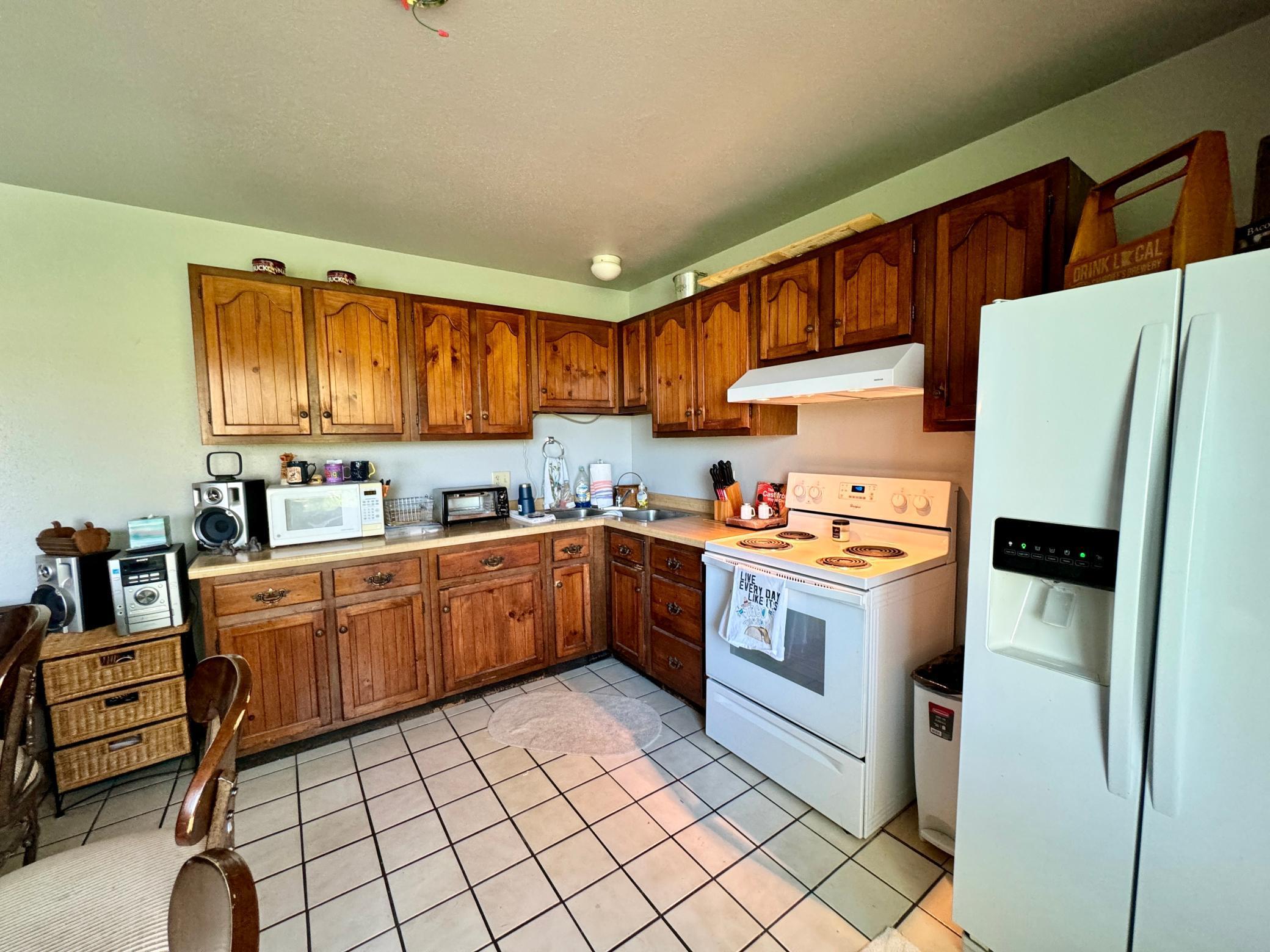 37489 Elm Drive A Property Photo 6