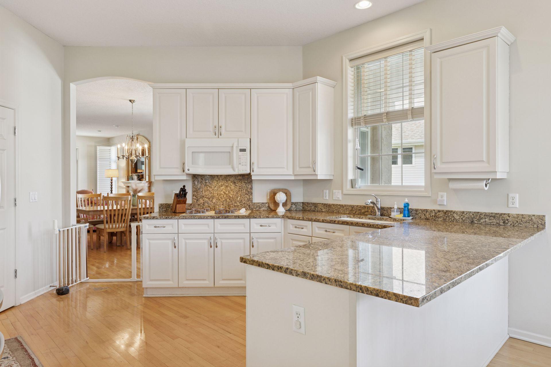 4555 Jewel Lane Property Photo 9