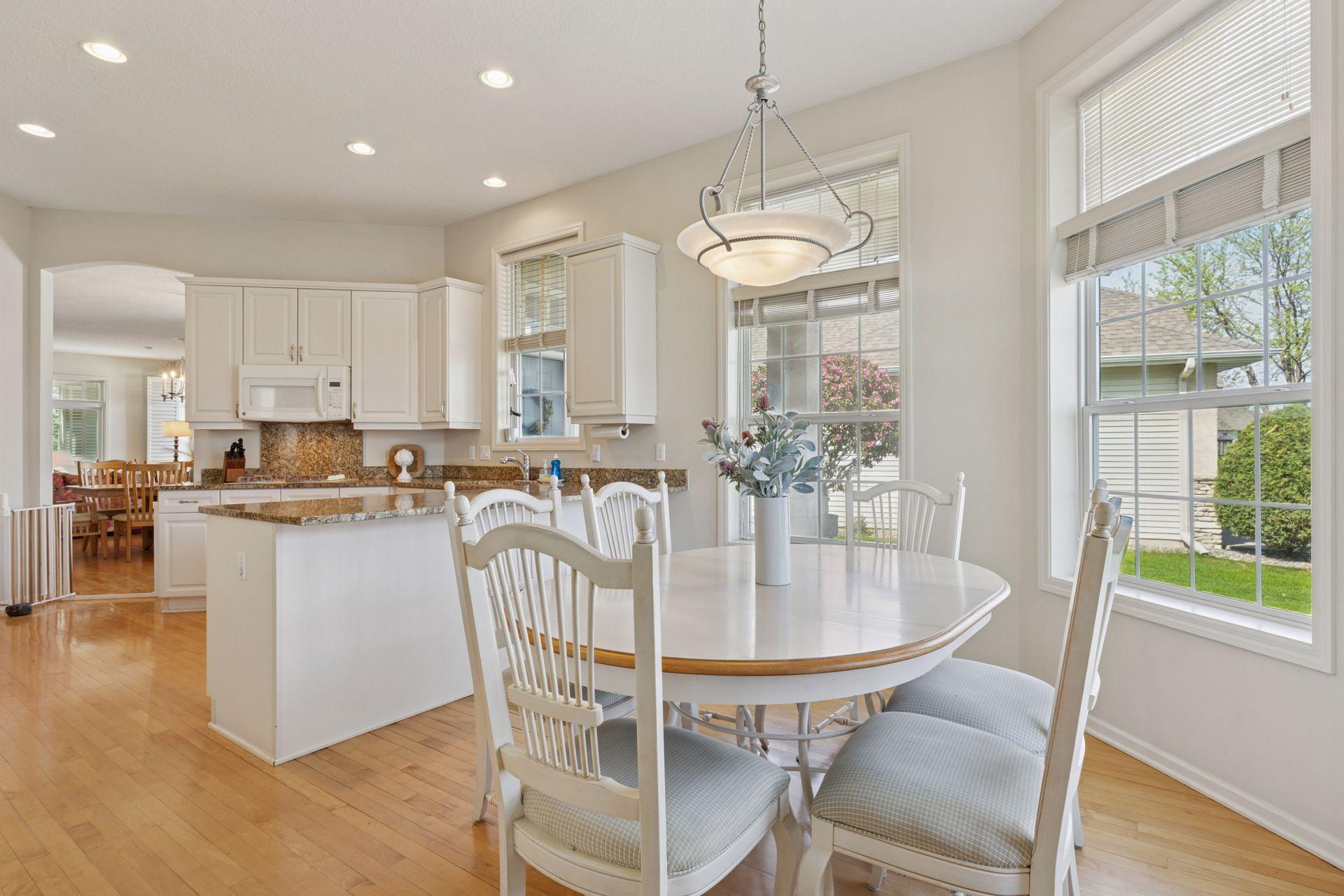 4555 Jewel Lane Property Photo 11