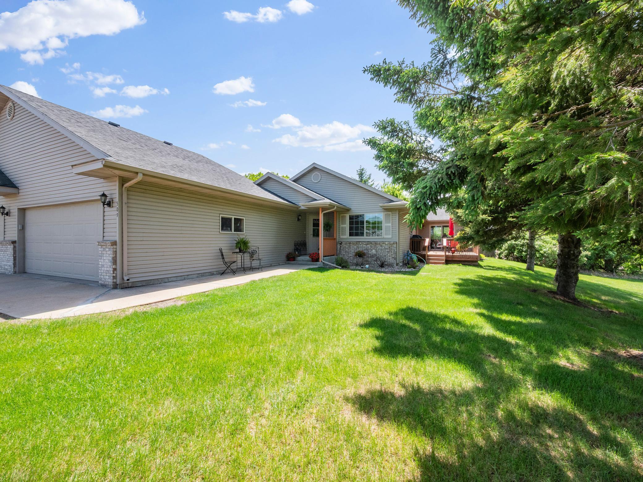 509 Kinkead Drive Property Photo 1