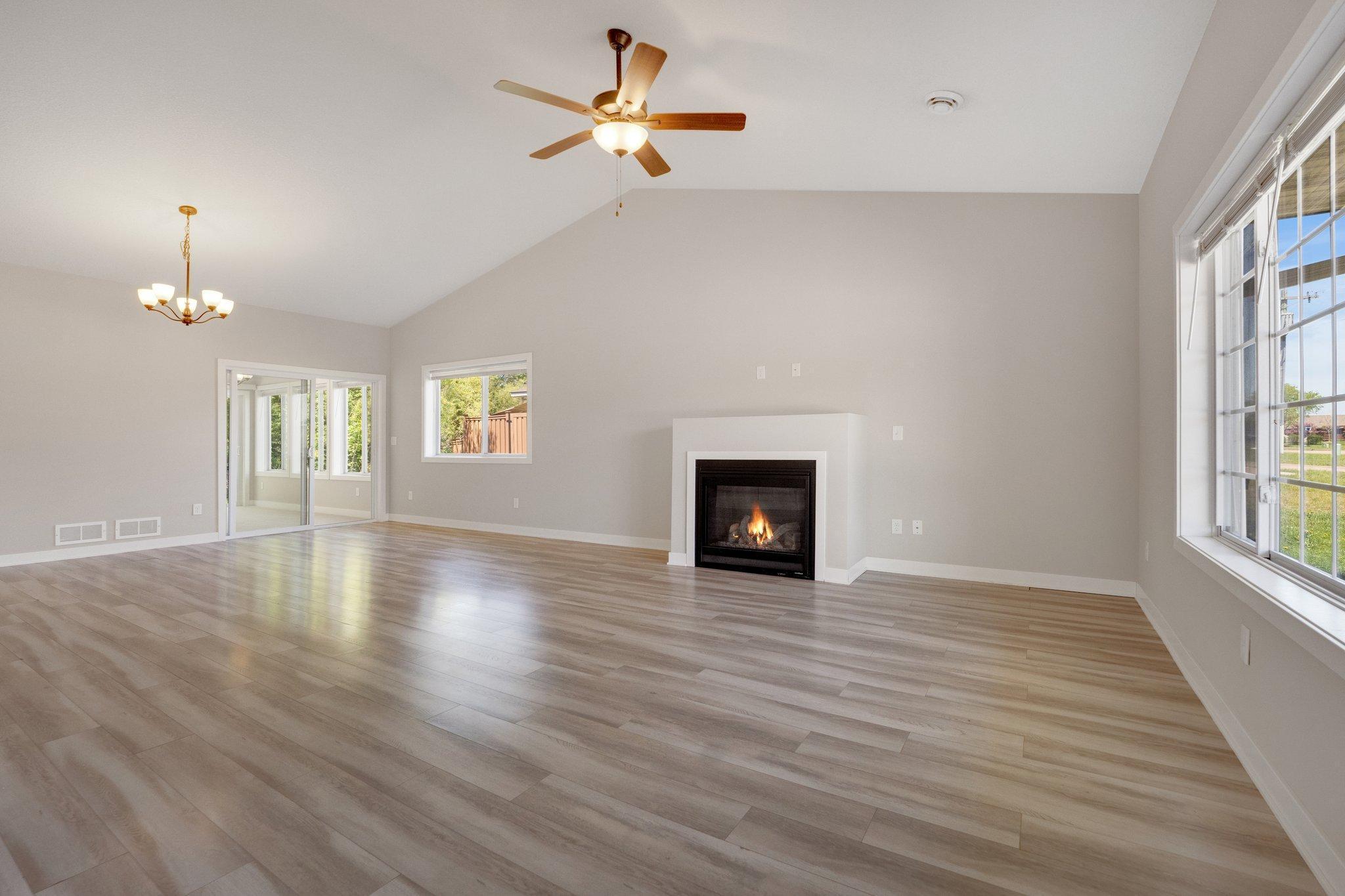 929 Johnson Drive Property Photo 1