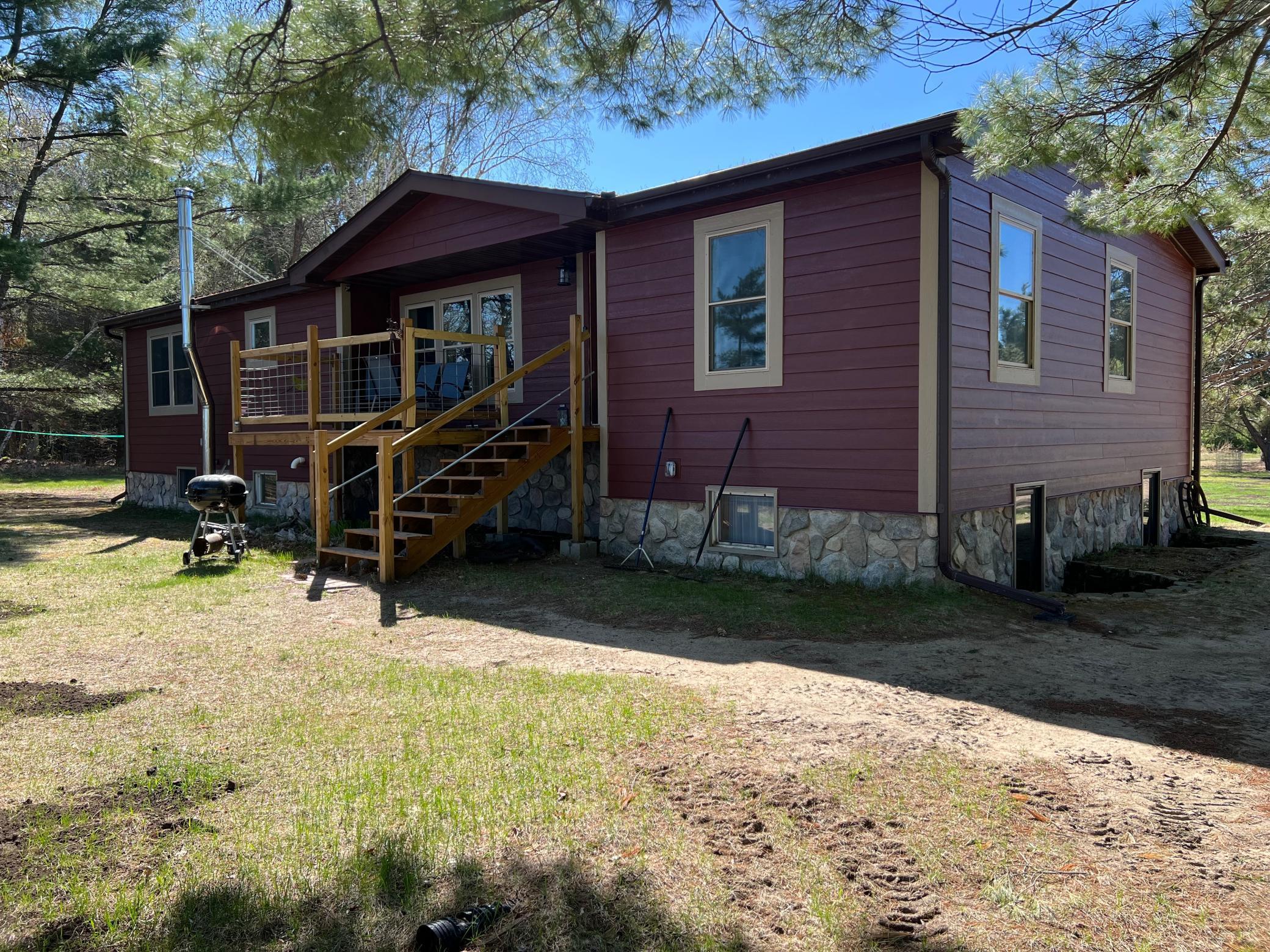 1136 Stoneback Trail Property Photo 1