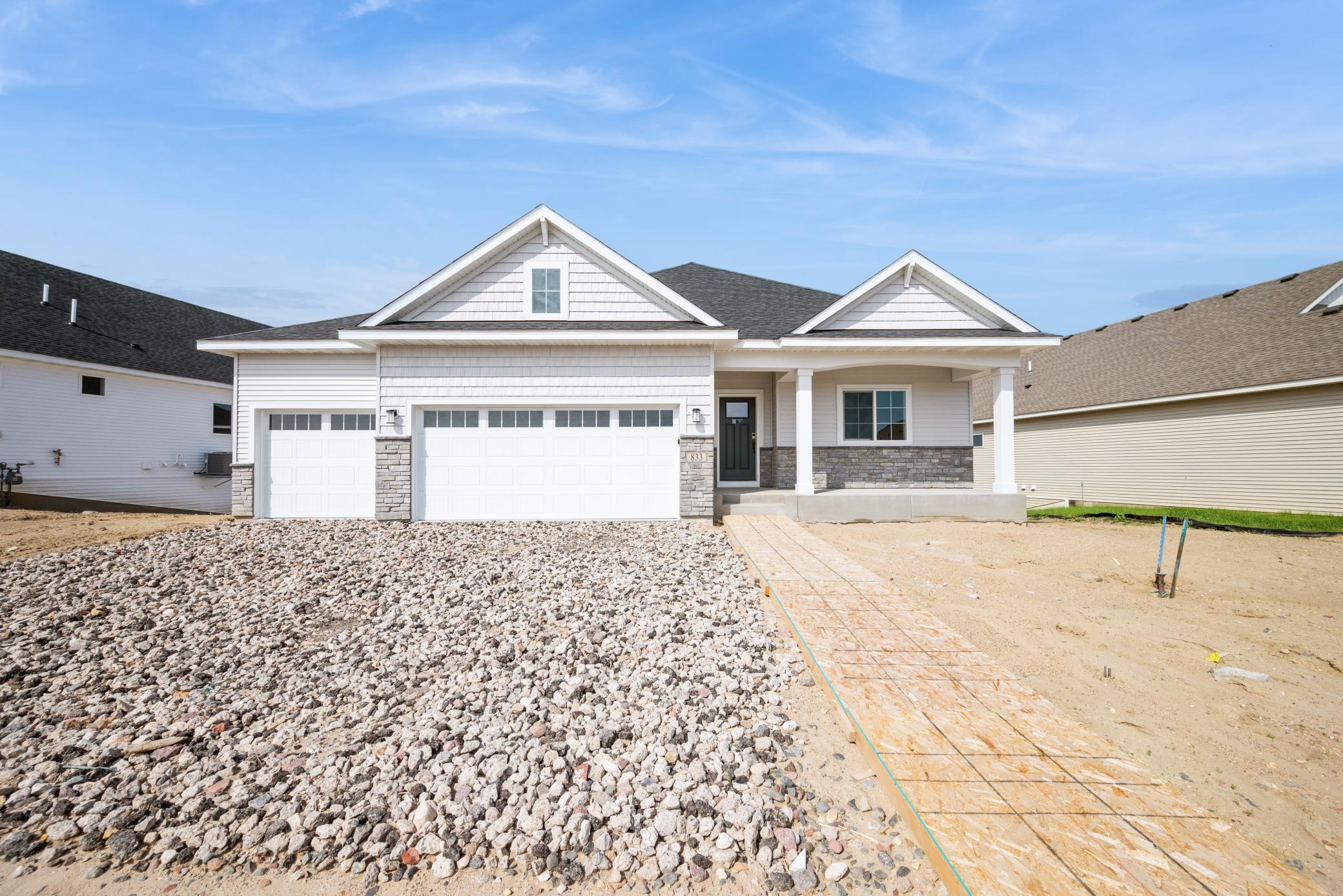 833 Greywood Boulevard Property Photo
