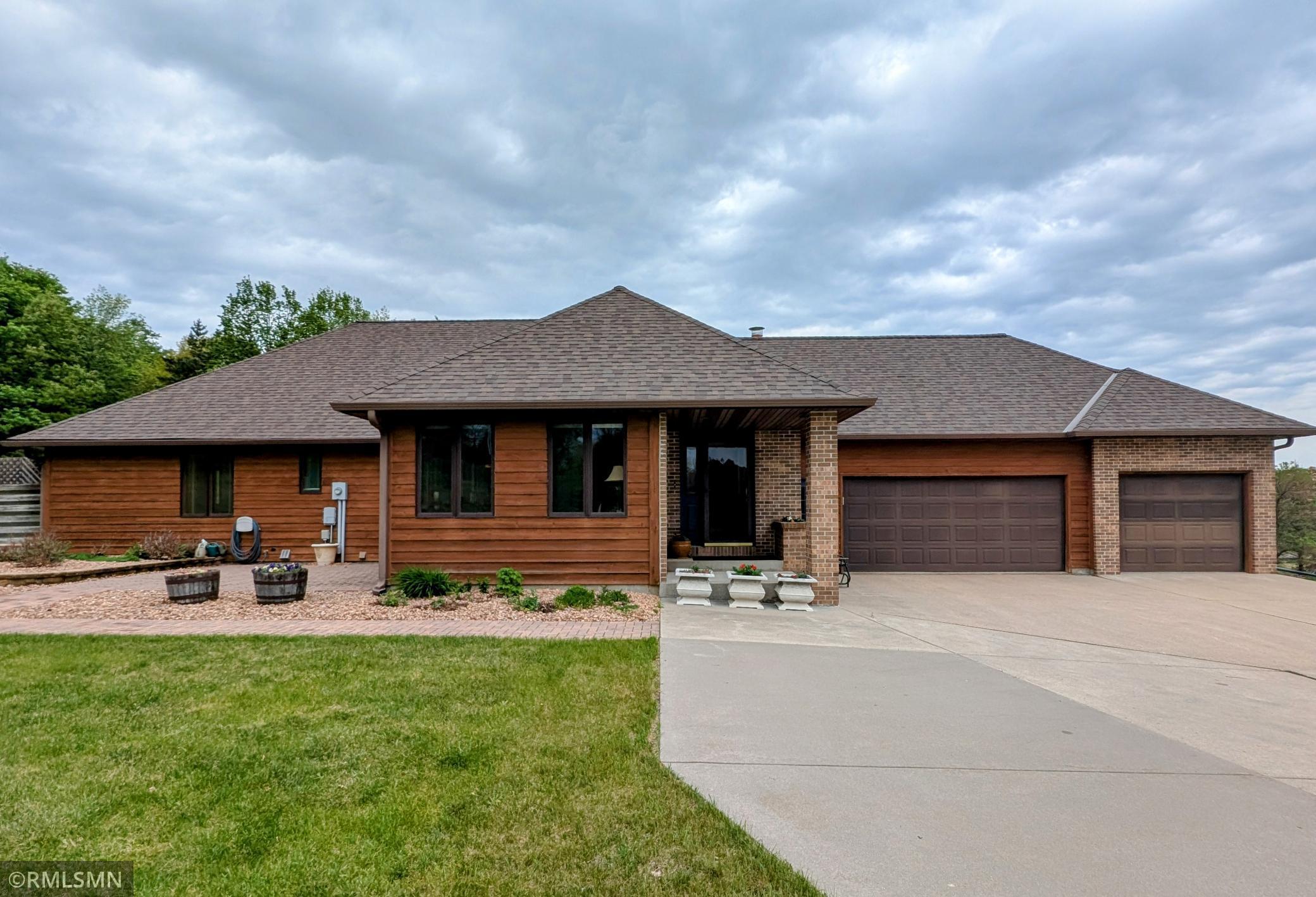 628 3rd Avenue Property Photo