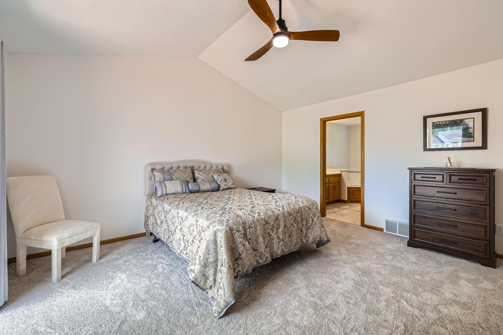 13546 Maryland Avenue Property Photo 13