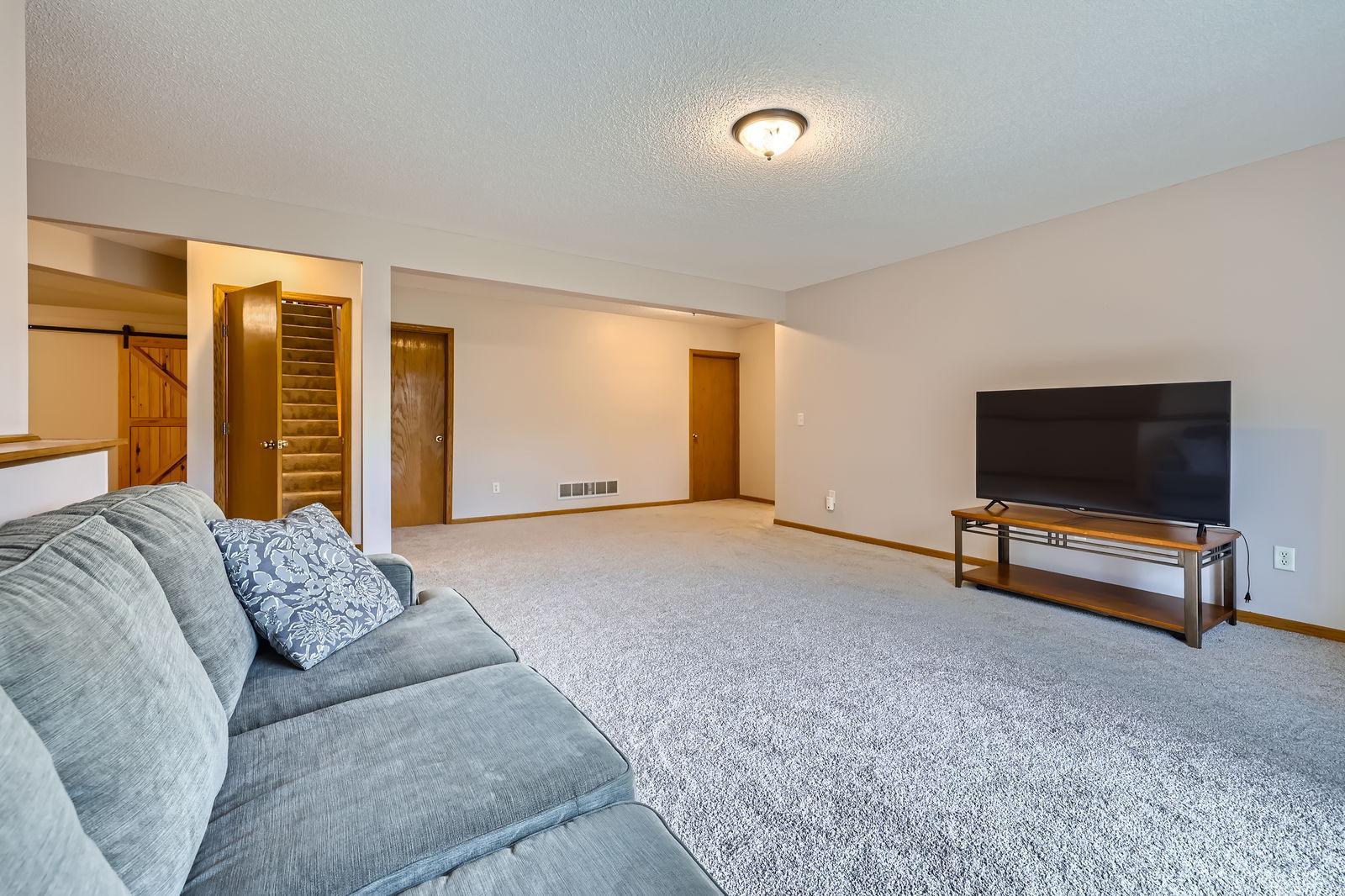 13546 Maryland Avenue Property Photo 21