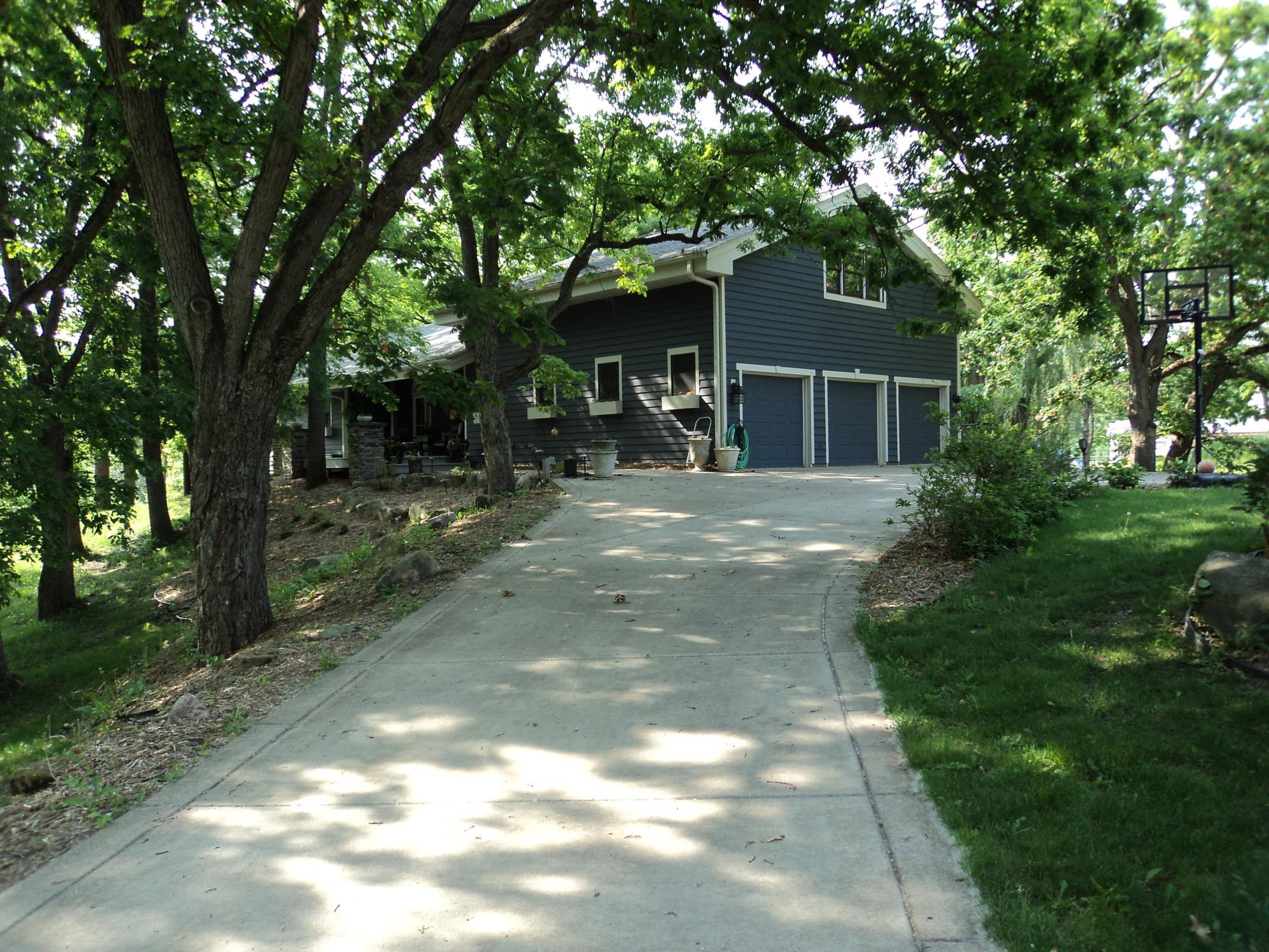 42 Eldorado Circle Property Photo 1