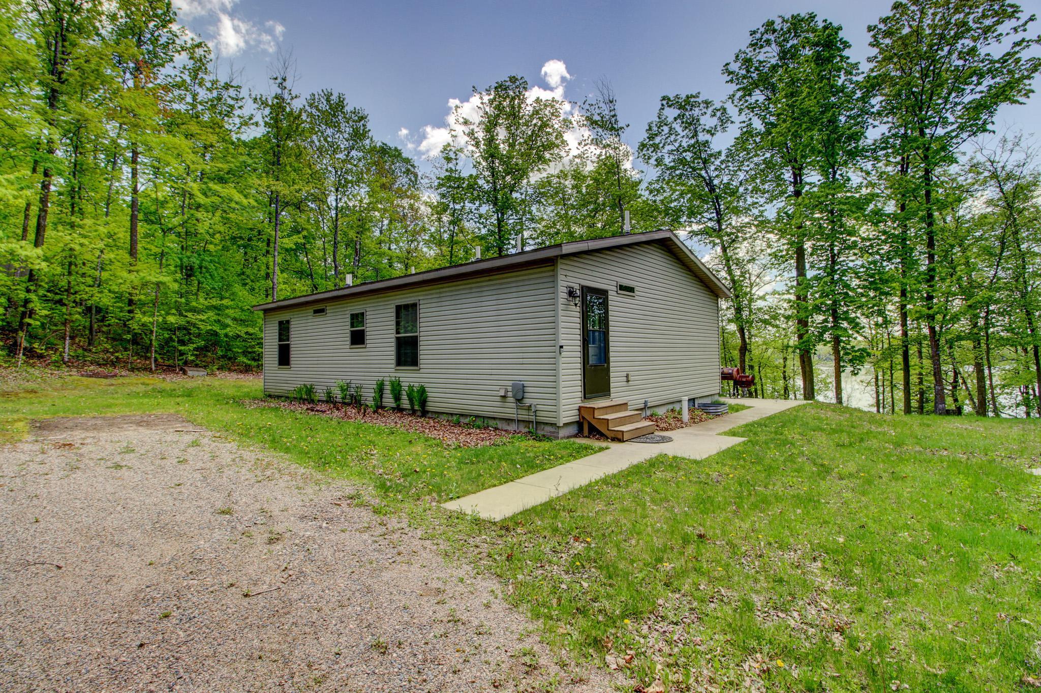 36285 New Melahn Drive Property Photo 1