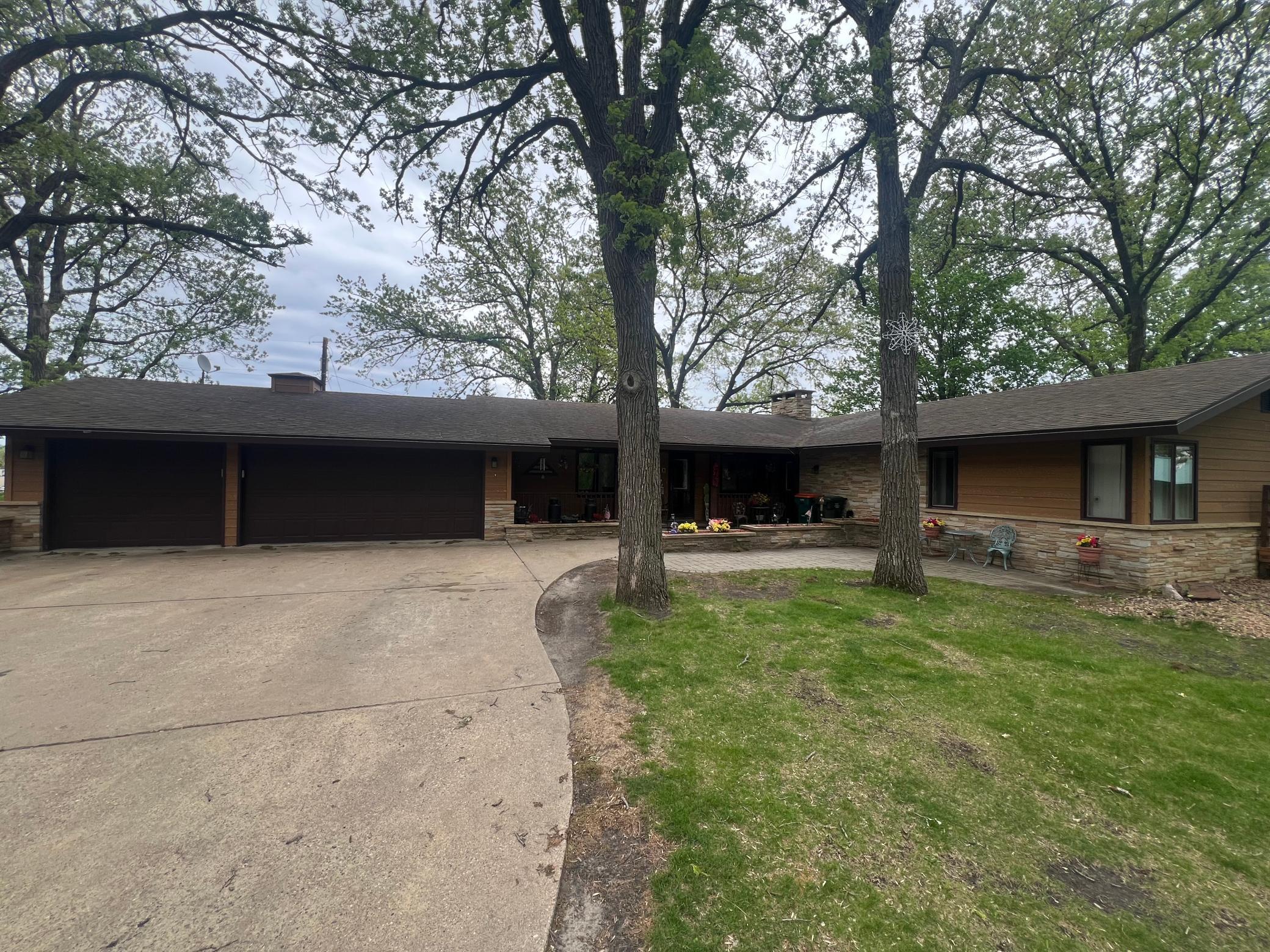 930 Woodland Circle Property Photo